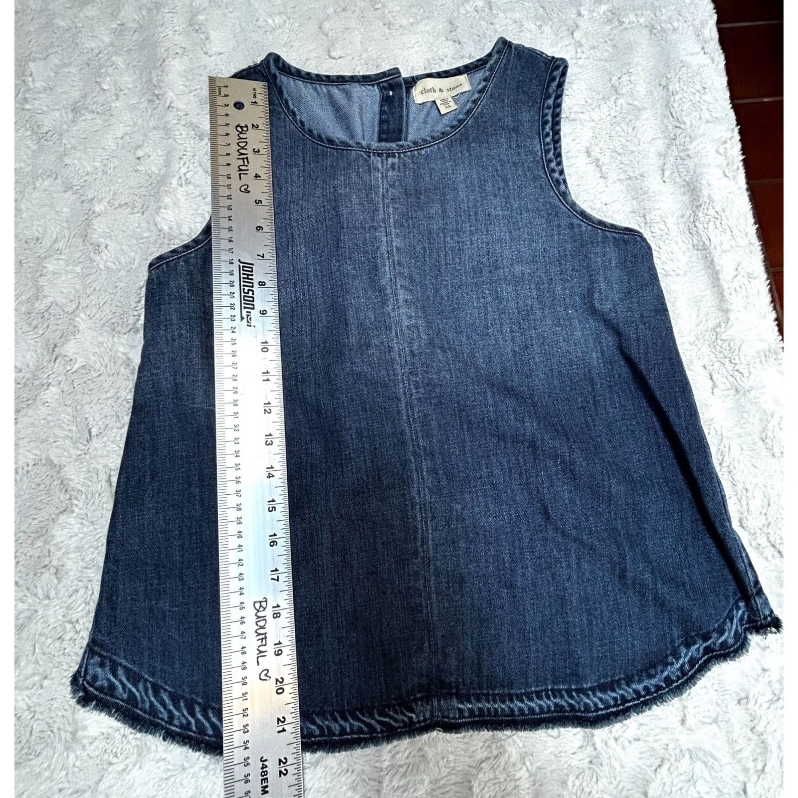 Denime Cloth & Stone Womens Denim Tank Top XS Button-Back Chambray Blue Tank Shirt Red? Wait - Please provide the correct color. Size XS / US 0-2 / IT 36-38 - 6 Thumbnail
