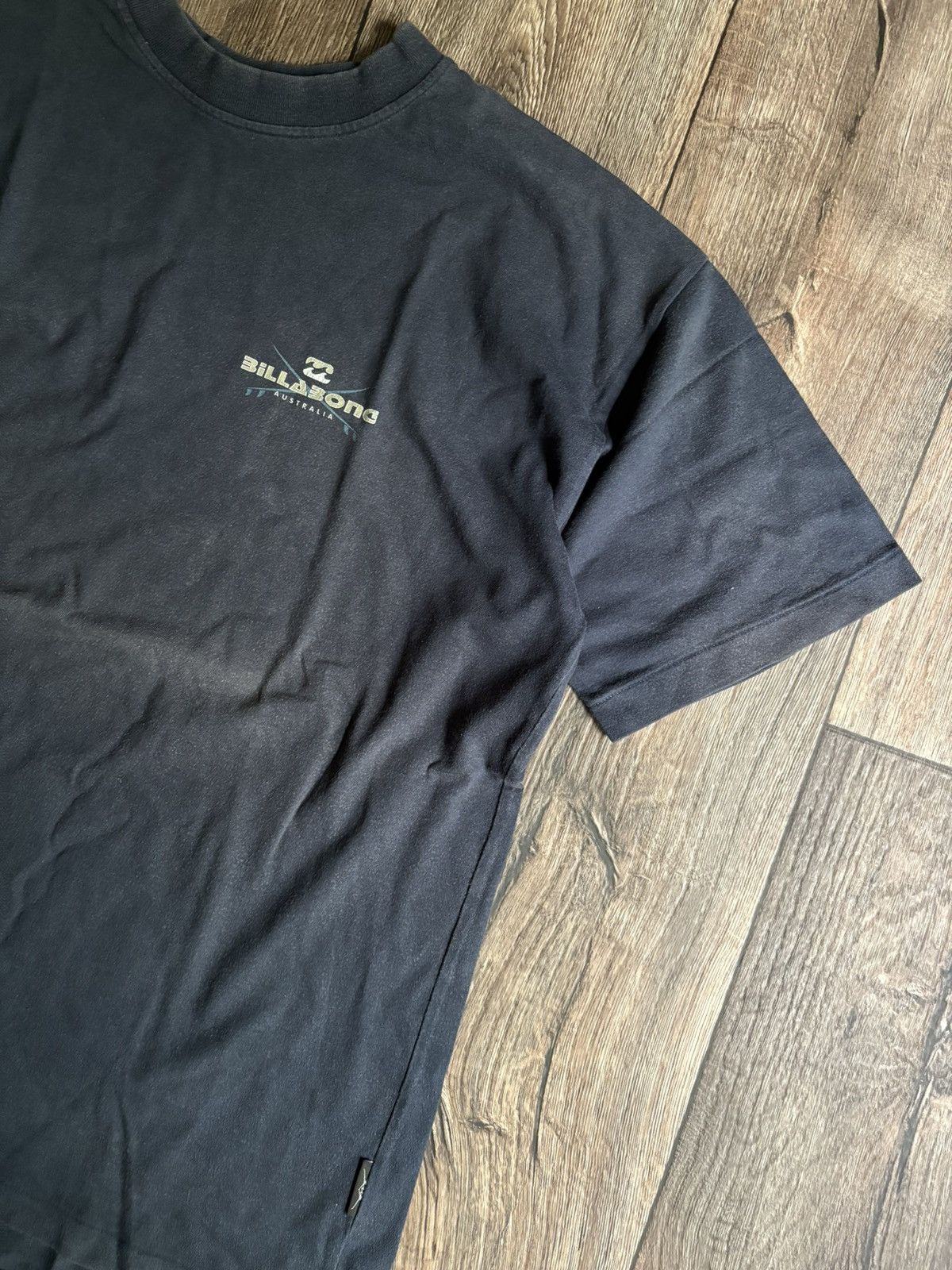 Billabong Rare 90s Billabong Distressed Faded Australian Surf T-Shirt Size US XL / EU 56 / 4 - 8 Thumbnail