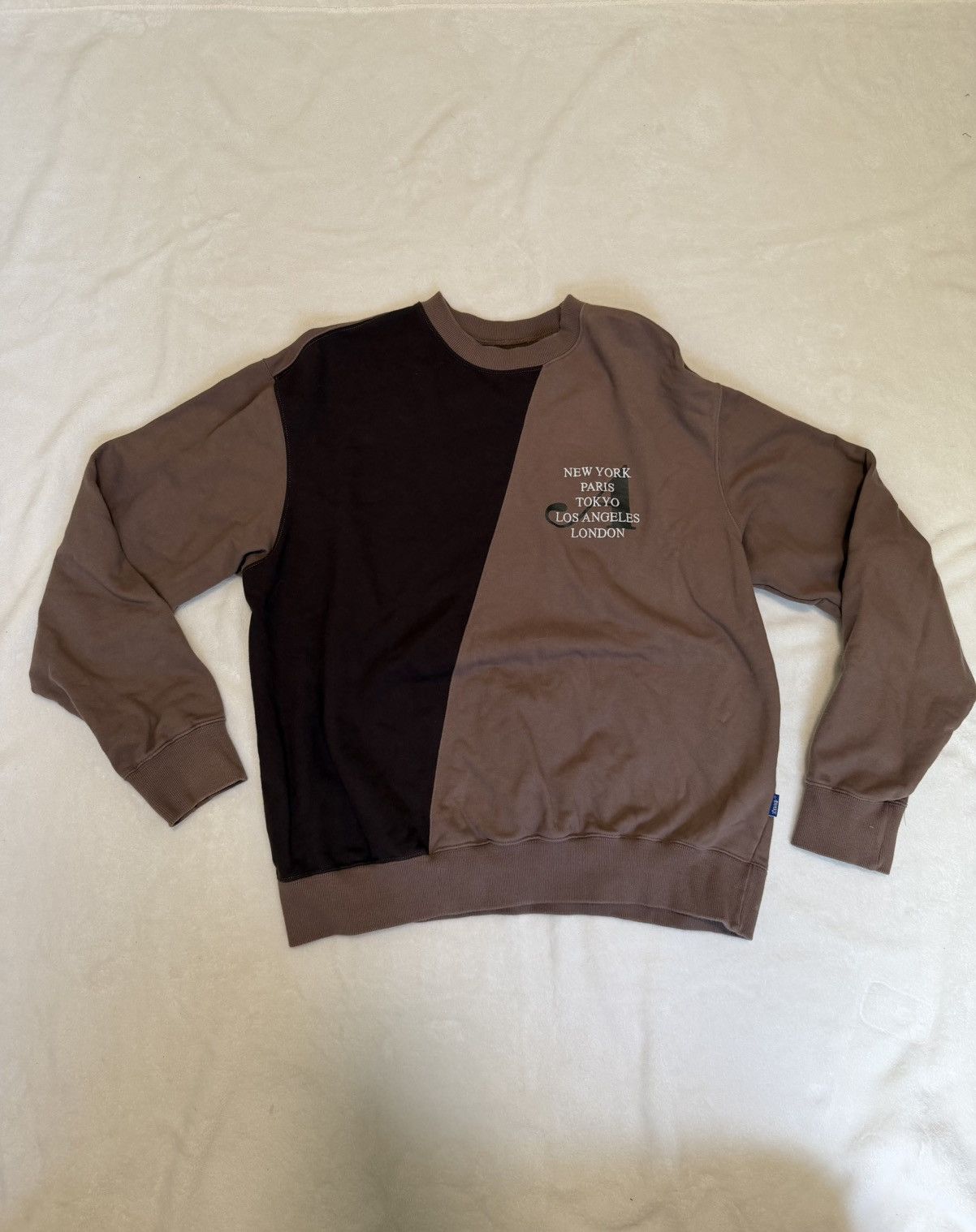 Awake NY Awake NY Crewneck Size US M / EU 48-50 / 2 - 1 Thumbnail