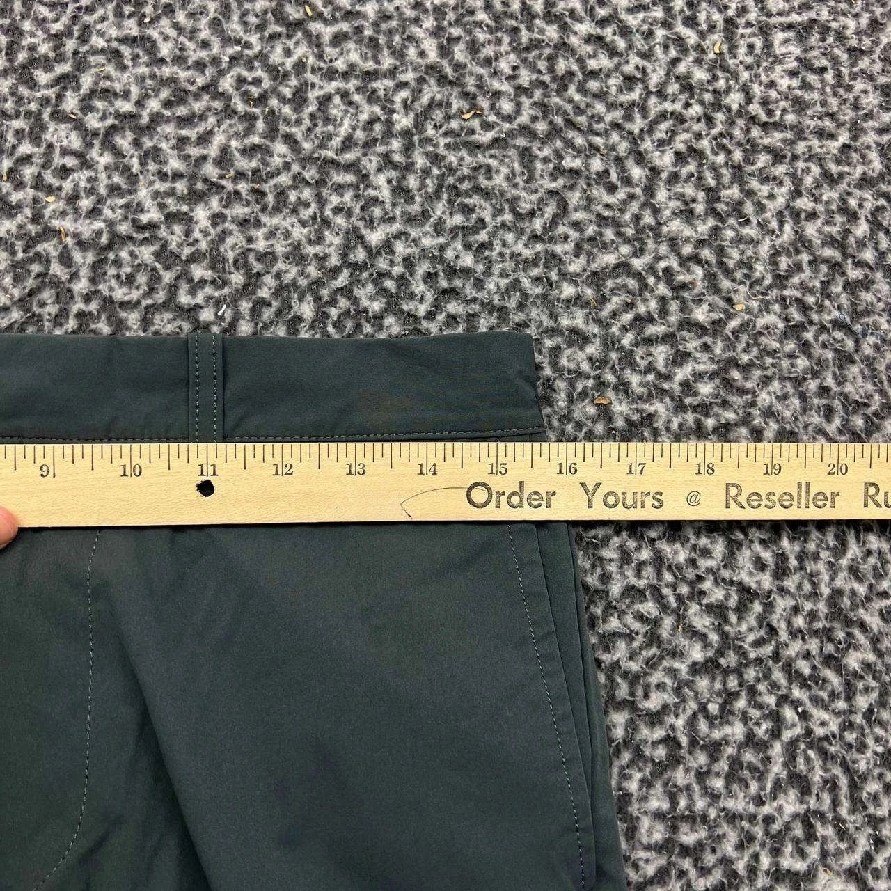 J.Crew J. Crew Golf Shorts Men 30 Gray Chino Pockets Flat Front Size US 30 / EU 46 - 5 Thumbnail