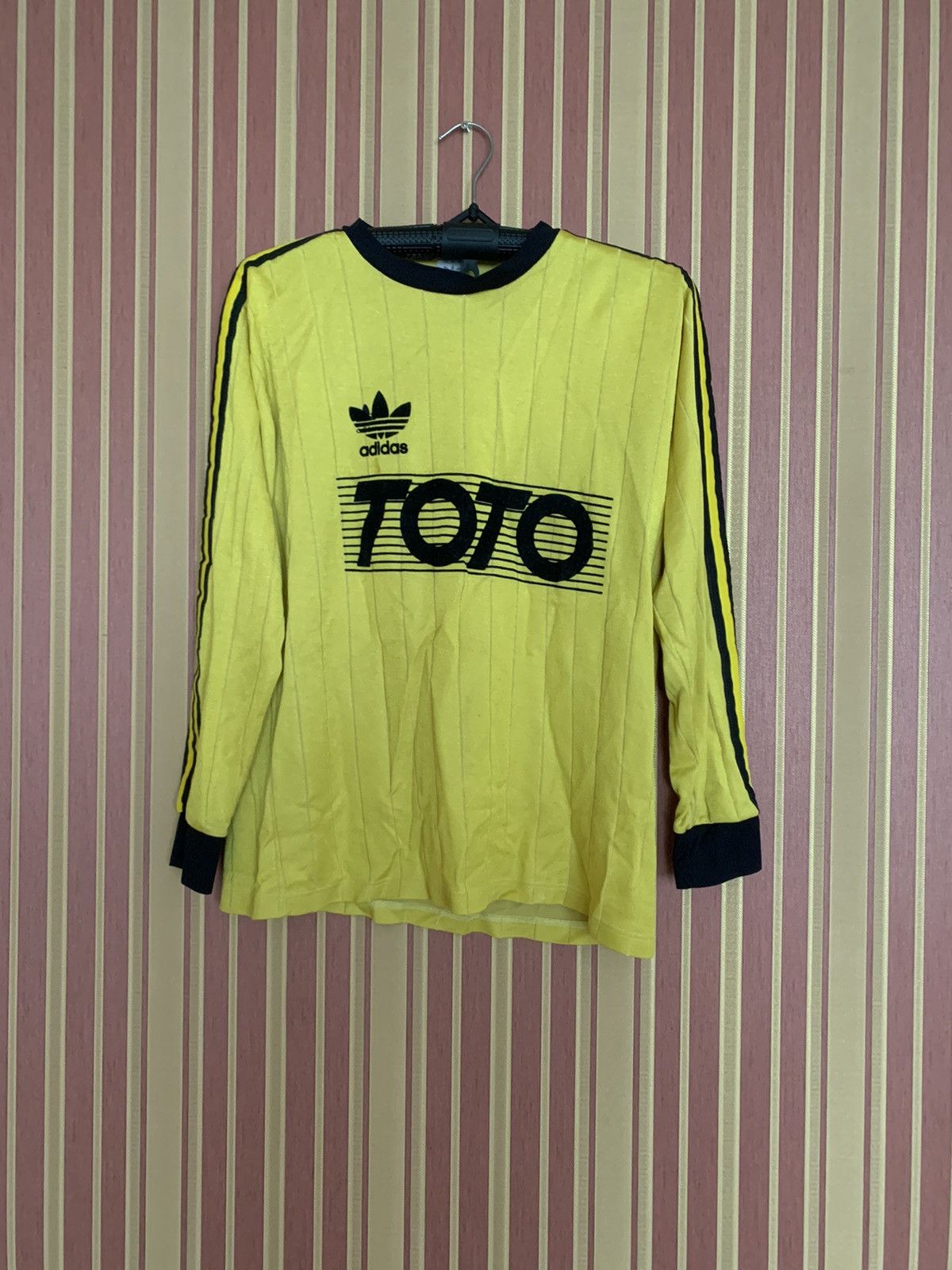 Adidas ADIDAS 90s GOALKEEPER FOOTBALL SHIRT SOCCER JERSEY sz XL MEN Size US XL / EU 56 / 4 - 1 Thumbnail