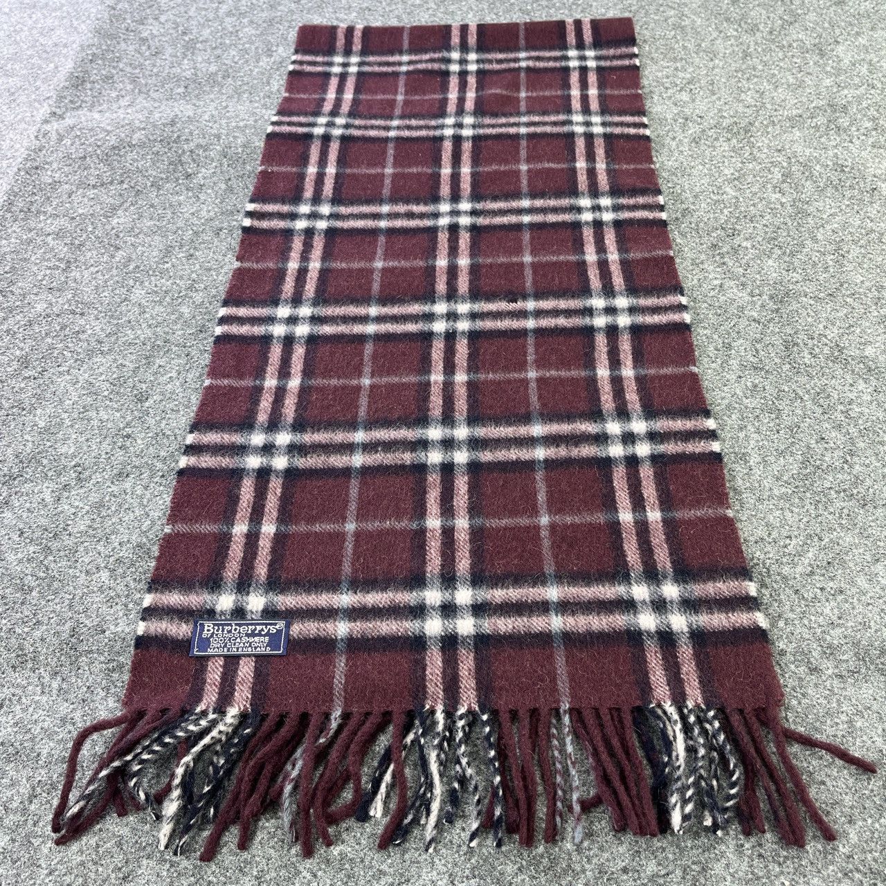 Burberry Burberry Scarf / Muffler / Neckwear T709 Size ONE SIZE - 1 Thumbnail
