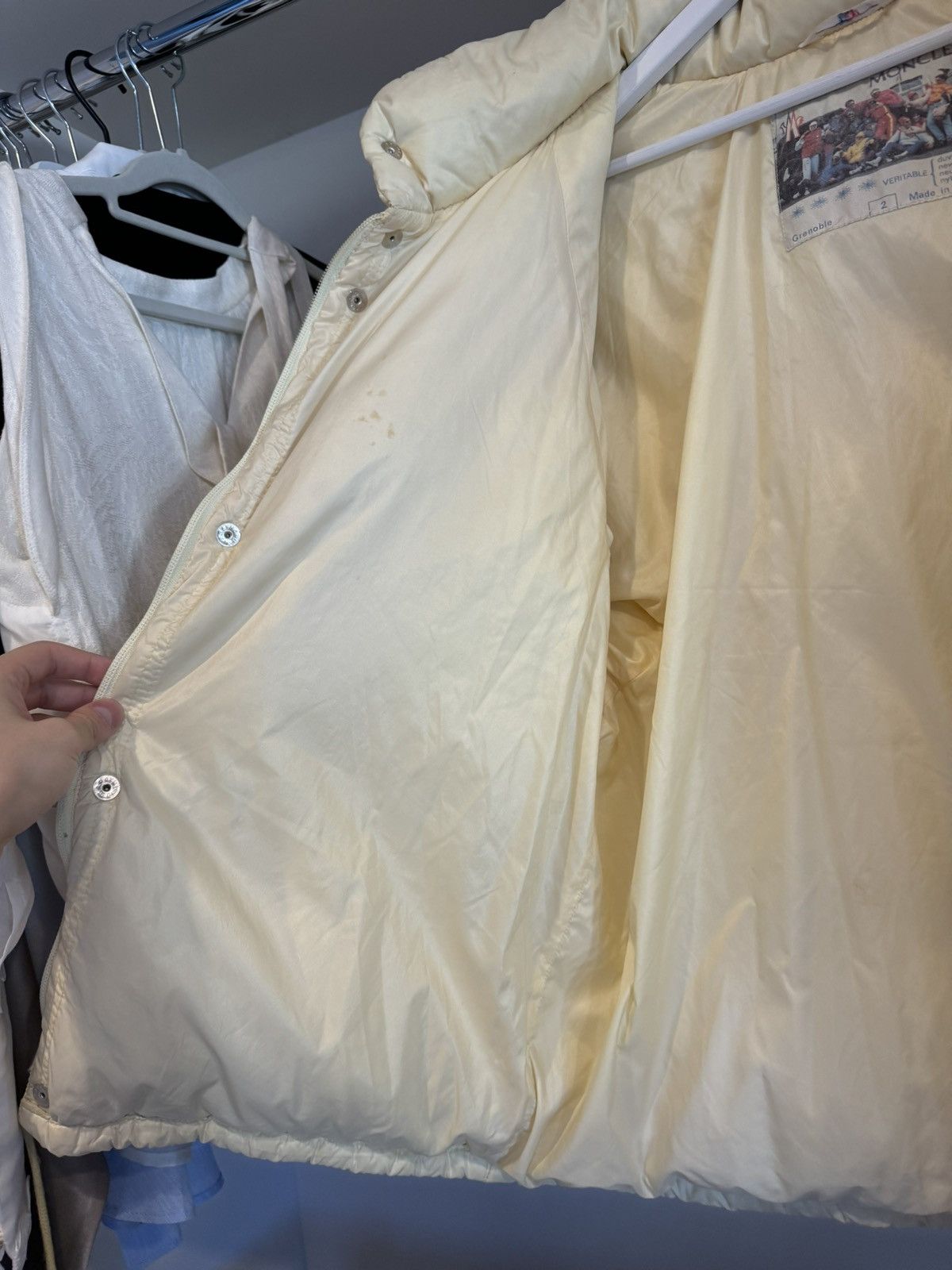 Moncler × Moncler Grenoble × Vintage 🔥 Moncler Grenoble Puffer Jacket Vintage White Yellow Size US L / EU 52-54 / 3 - 6 Thumbnail