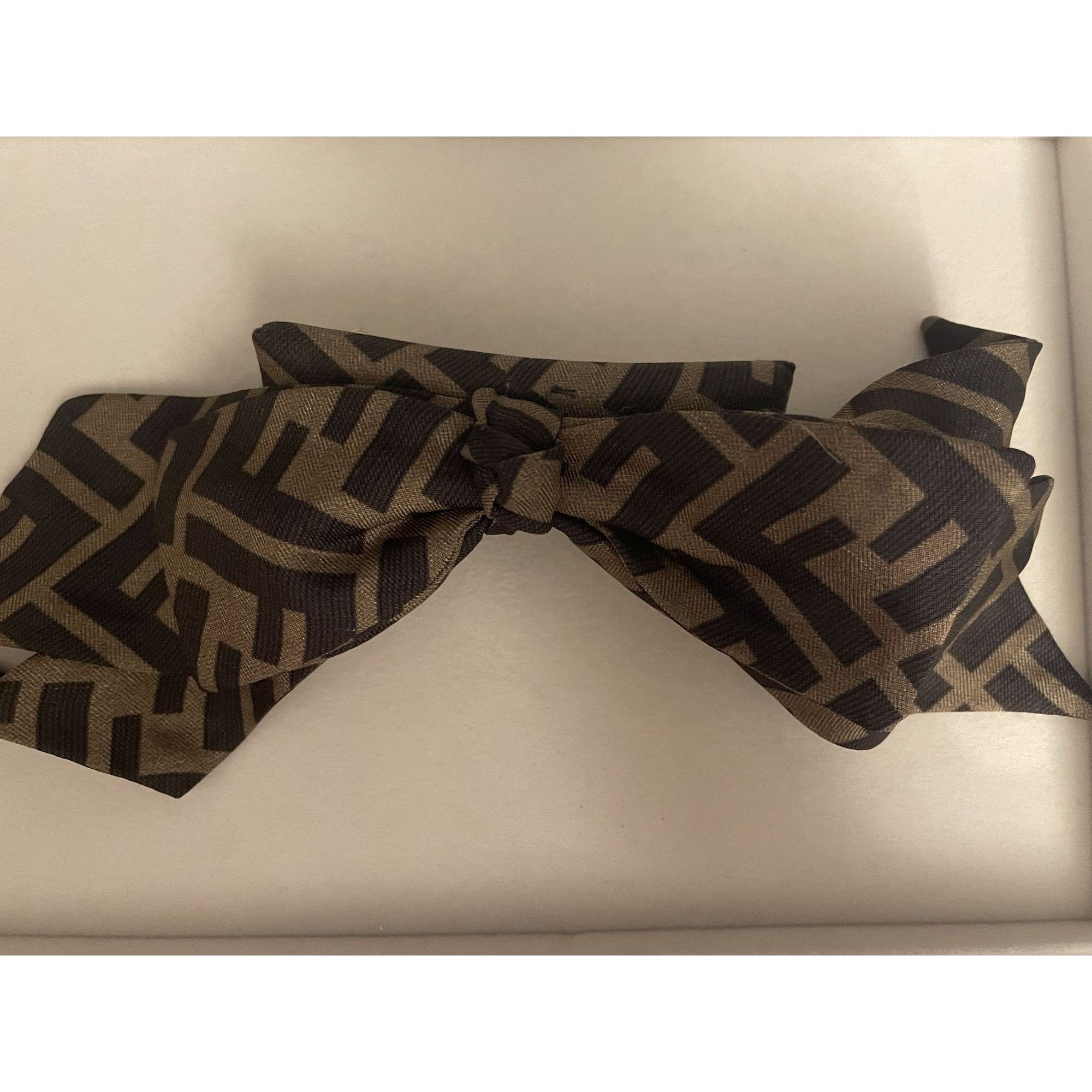 Fendi Fendi Made In Italy Hair Bow Barrette With FF Monogram Patte Size ONE SIZE - 1 Thumbnail