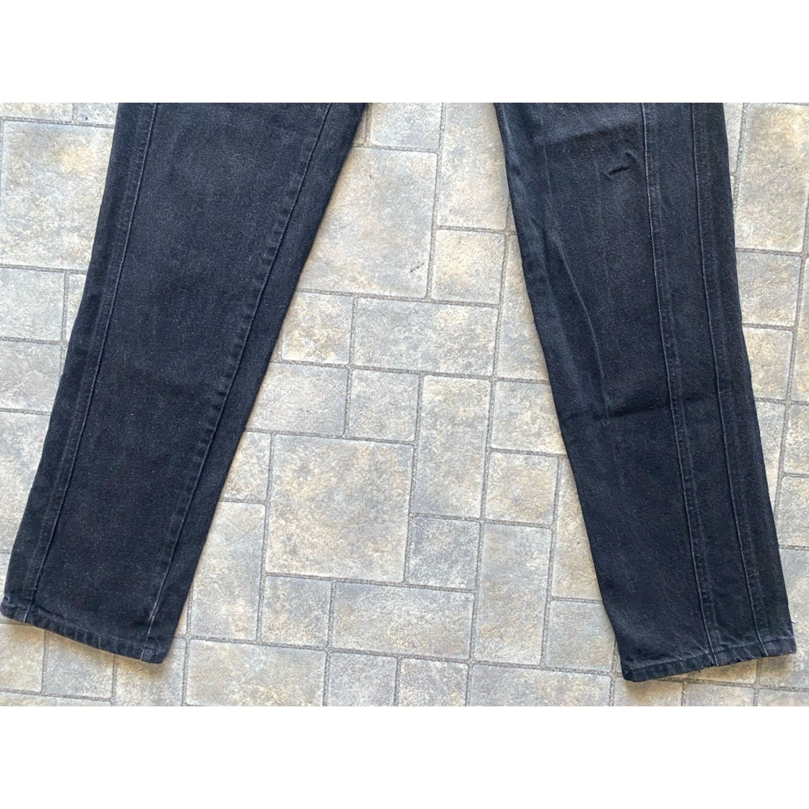 Vintage VINTAGE Rockies Jeans Women Black 11/12 Inseam 36 USA Made Pants United States Women 36 in Jeans Style: Pants Size 11/12 Black Size 32" / US 10 / IT 46 - 6 Thumbnail
