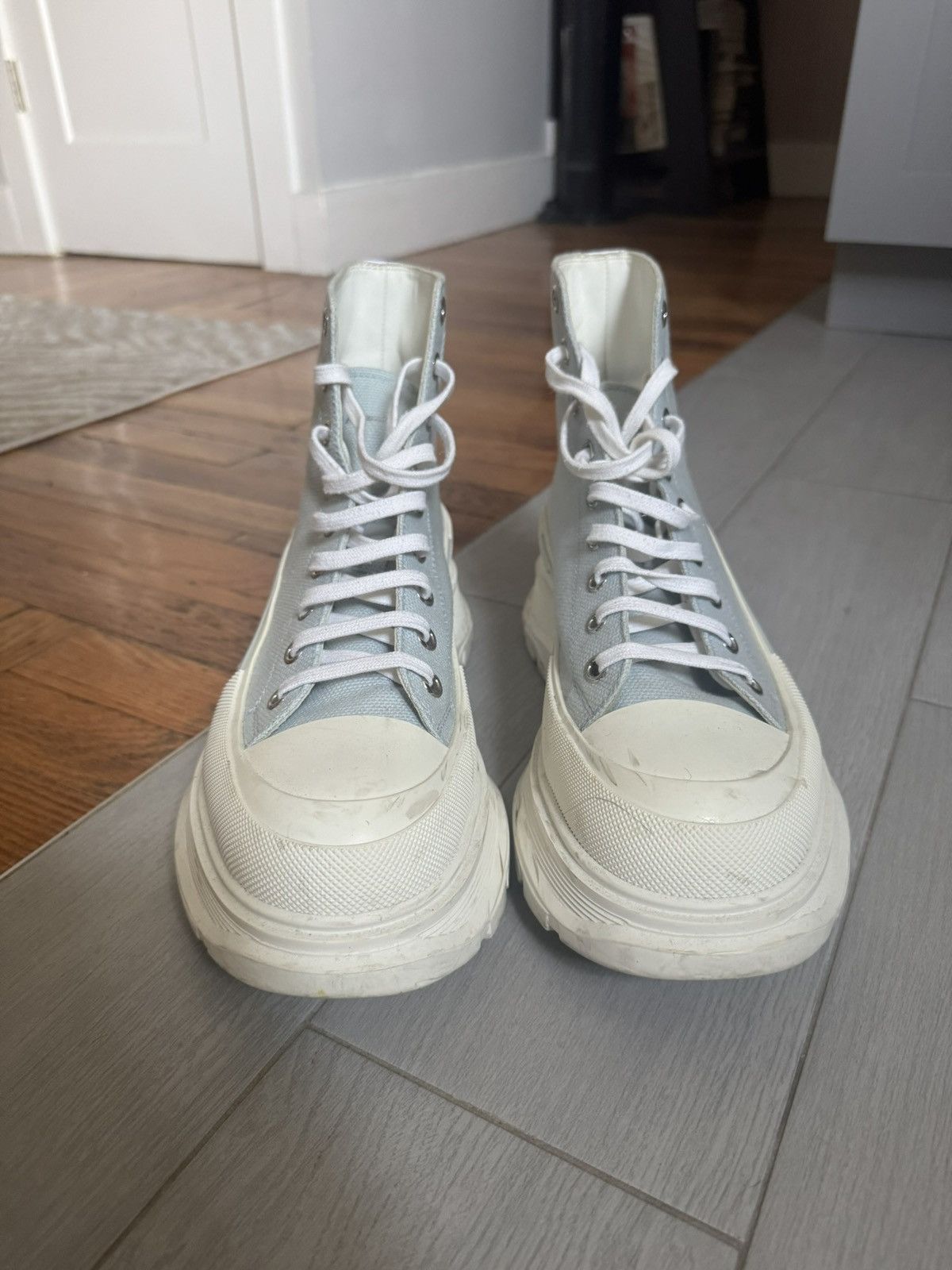 Alexander McQueen Alexander McQueen Tread Slick high-top sneakers Size US 10 / EU 43 - 2 Thumbnail