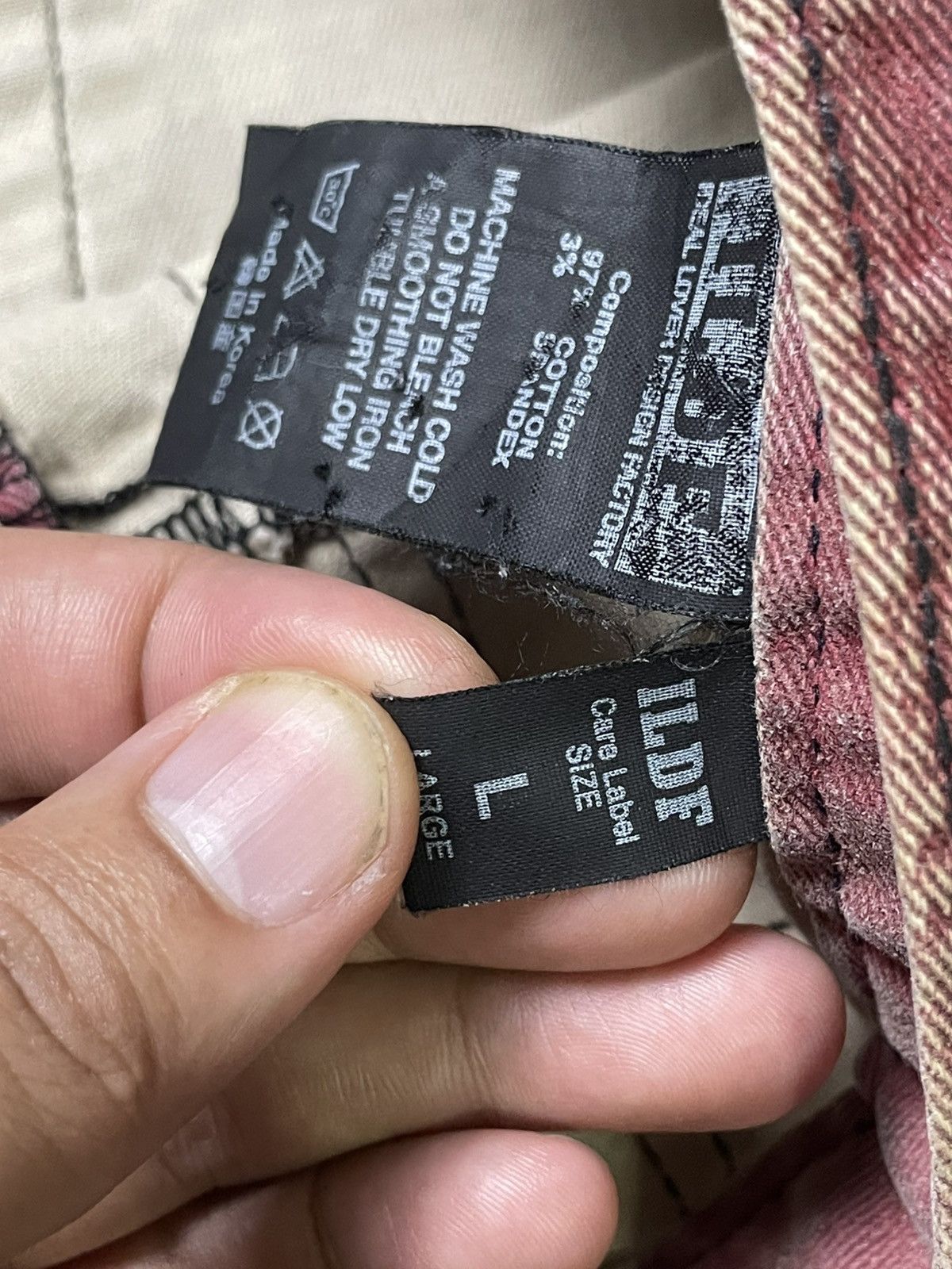 Vintage Vintage ILDF Distressed Denim Slim Jeans (92) Size US 33 - 16 Thumbnail
