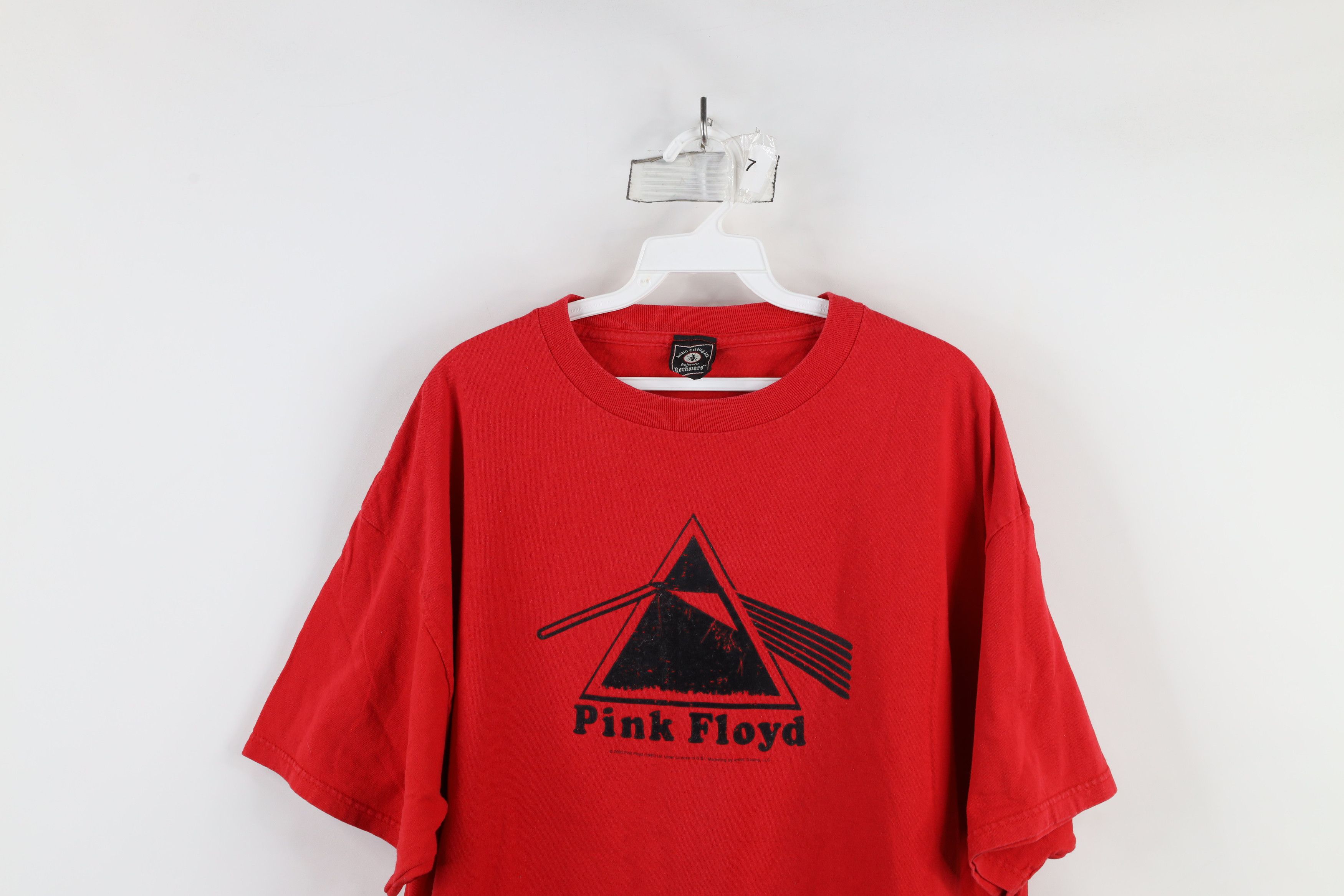 Vintage Vintage Y2K 2005 Dark Side of the Moon Floyd Band T-Shirt Size US XL / EU 56 / 4 - 2 Thumbnail
