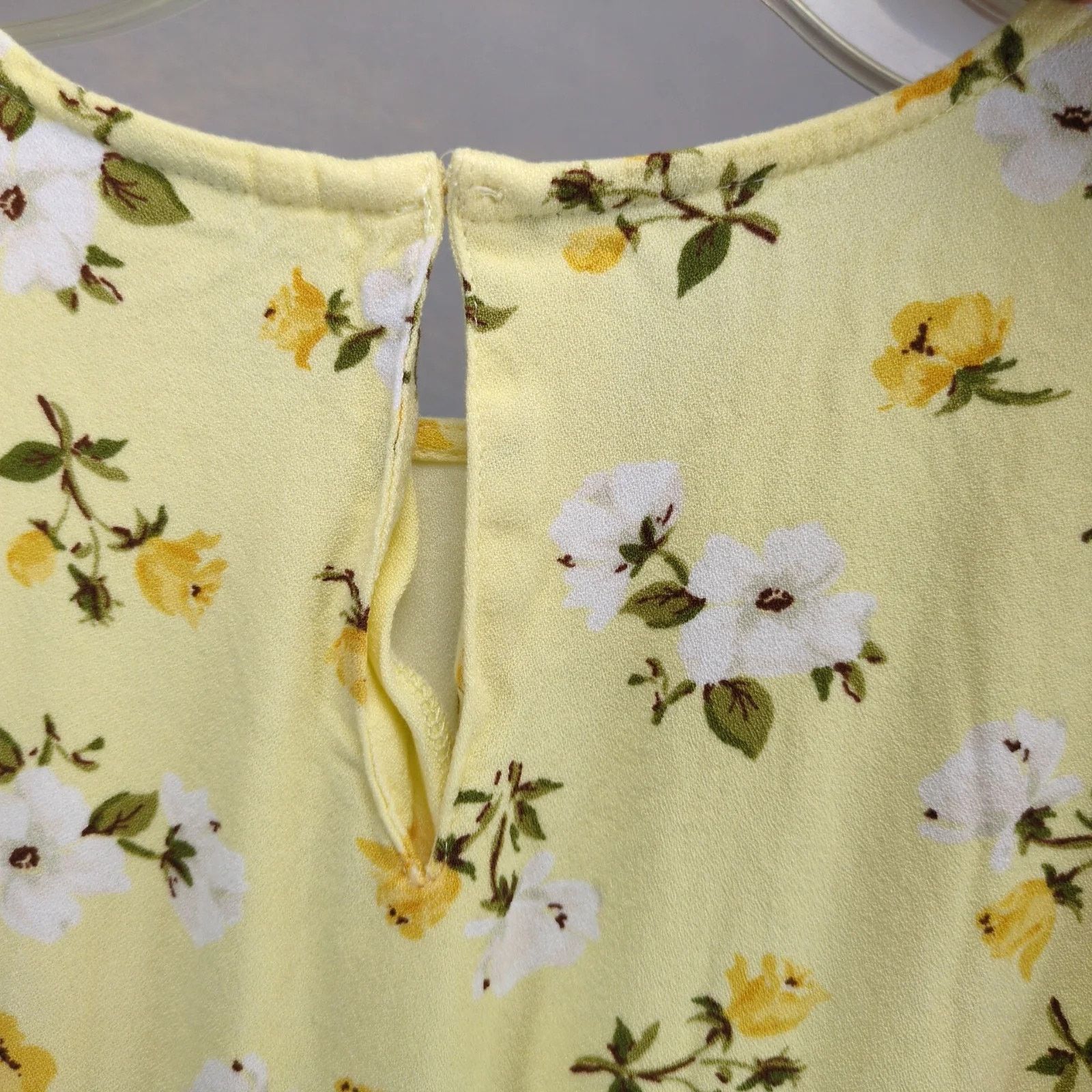 Old Navy Old Navy Yellow Floral Rayon Dress Sz L Knee Length Pockets Size L / US 10 / IT 46 - 9 Thumbnail