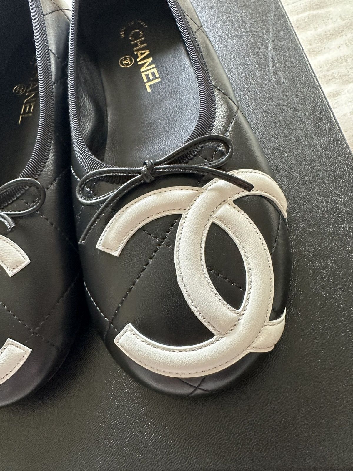 Chanel Chanel 2026M coco beach Cambon ballerina flats Black size 39 Size US 9 / IT 39 - 4 Thumbnail