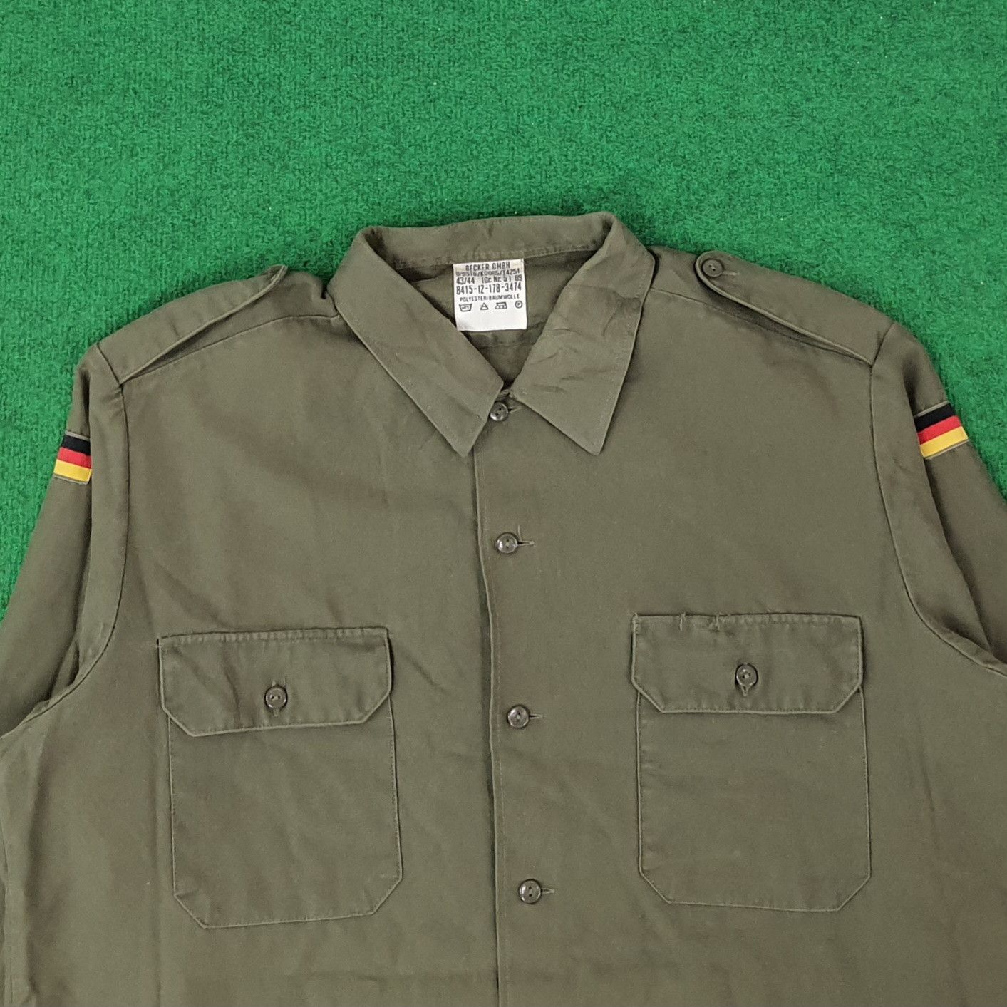Vintage Vintage Berker GMBH Germany Custom Button Up Shirt C223N55 Size US L / EU 52-54 / 3 - 4 Thumbnail
