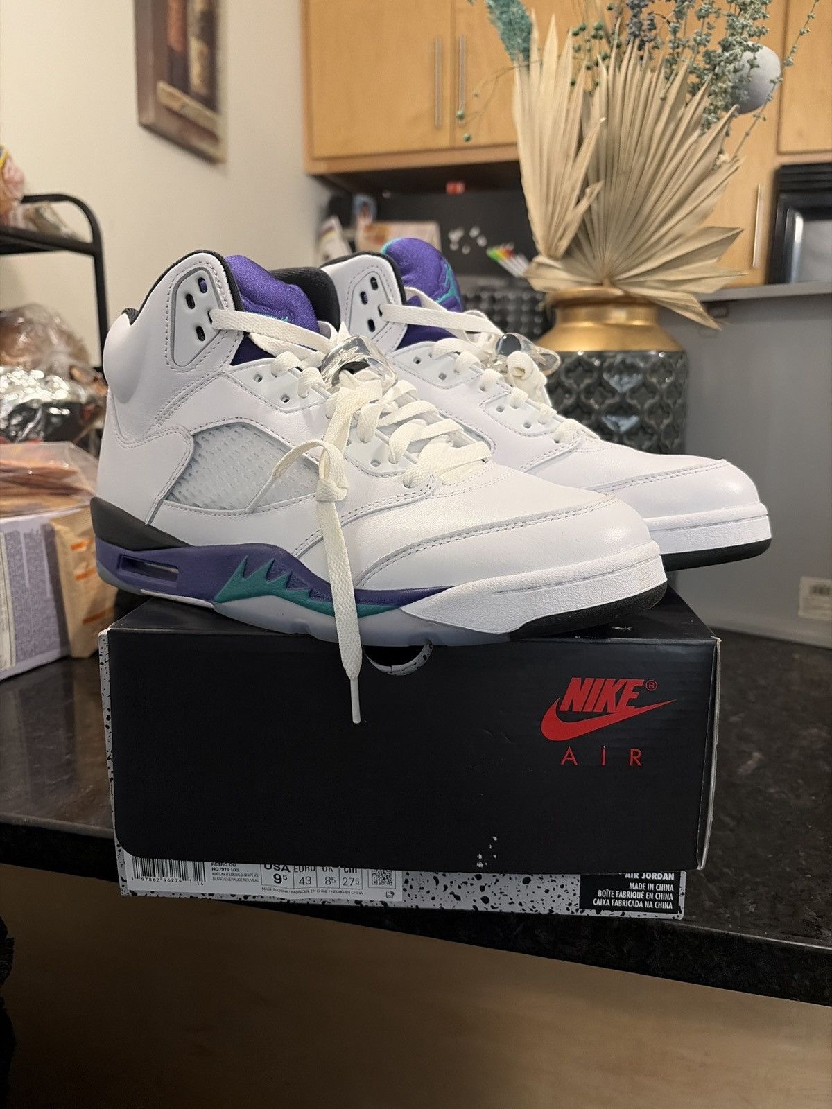 Jordan Brand Grape Air Jordan 5 retro Size US 9.5 / EU 42-43 - 1 Thumbnail