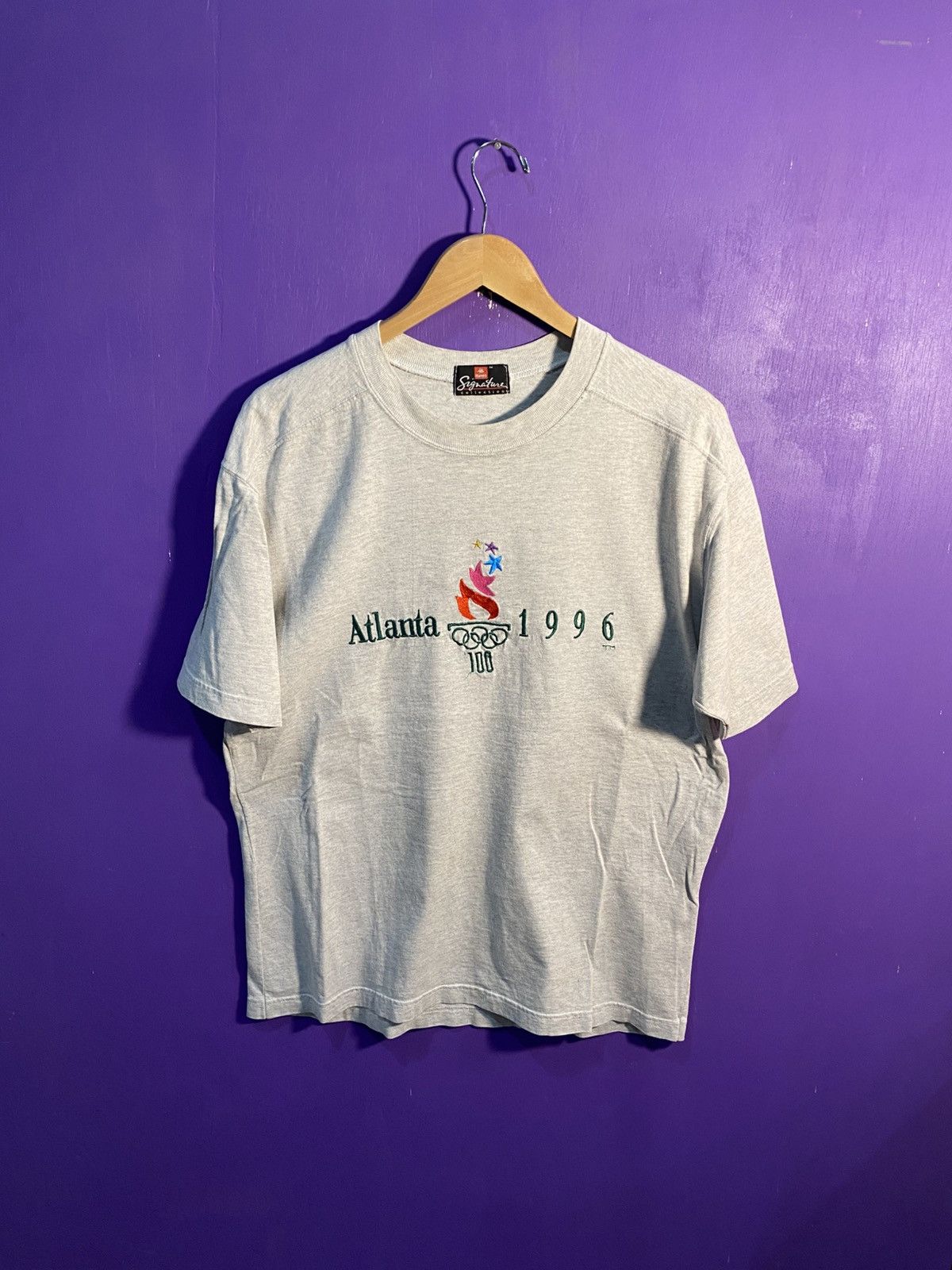 USA Olympics Vintage 1996 Atlanta olympics embroidered t-shirt Size US L / EU 52-54 / 3 - 1 Thumbnail