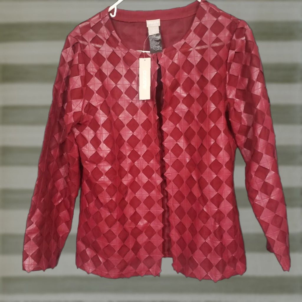 Vintage CHICO'S TravelERs JACKET DIAMOND PATTERN NWT Mulberry-Red Size 8/10 Petite Women Long Sleeve Cropped Argyle Diamond Burgundy/NV Size M / US 6-8 / IT 42-44 - 1 Thumbnail