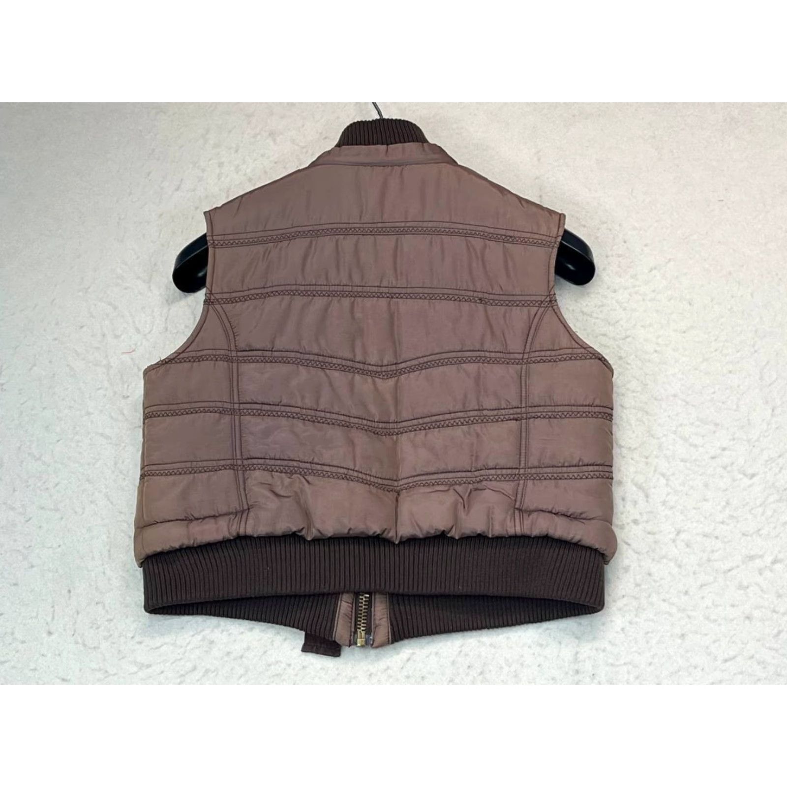 Mossimo Mossimo Supply Co Puffer Vest Womens L Blue Solid Sleeveless Full Zip Pockets Outdoor Fall Winter Spring Casual Size L / US 10 / IT 46 - 2 Thumbnail