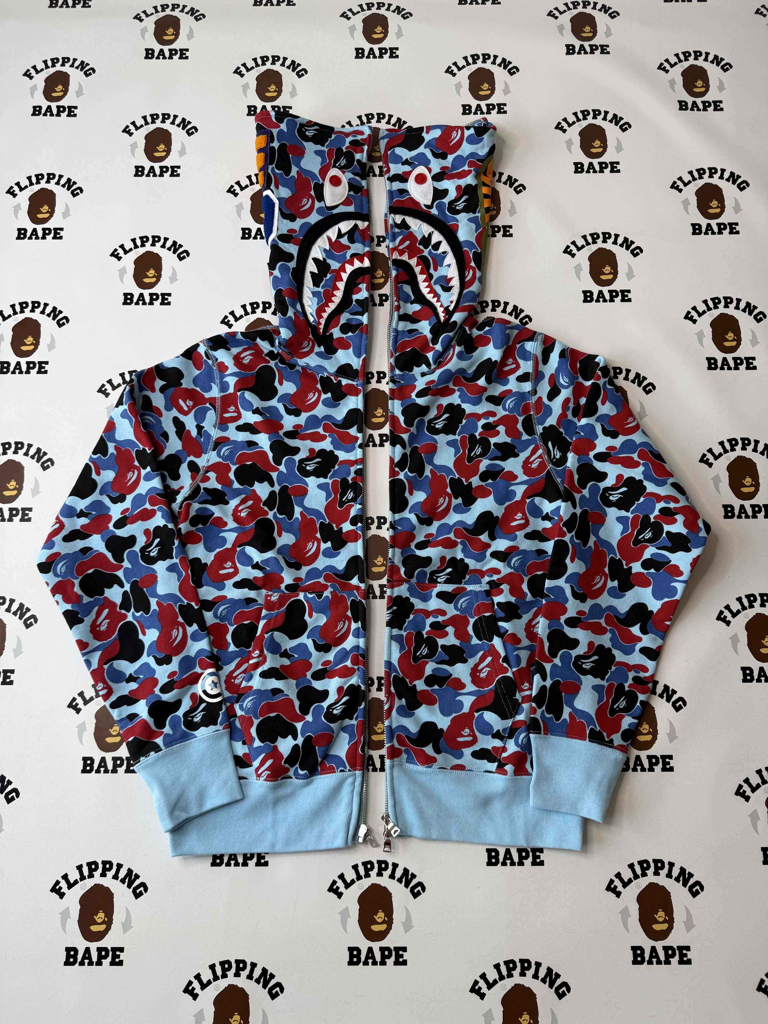 Bape BAPE CHICAGO SHARK FULL ZIP HOODIE Size US S / EU 44-46 / 1 - 1 Thumbnail