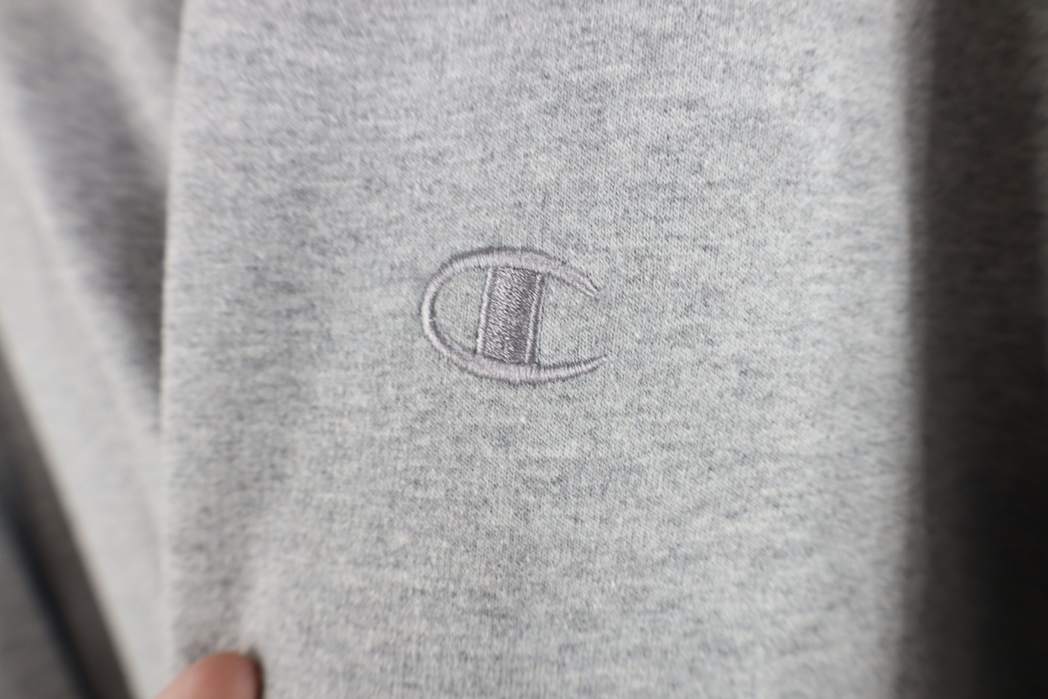 Champion Vintage Y2K Champion Monochrome Classic Crewneck Sweatshirt Size US XXL / EU 58 / 5 - 5 Thumbnail