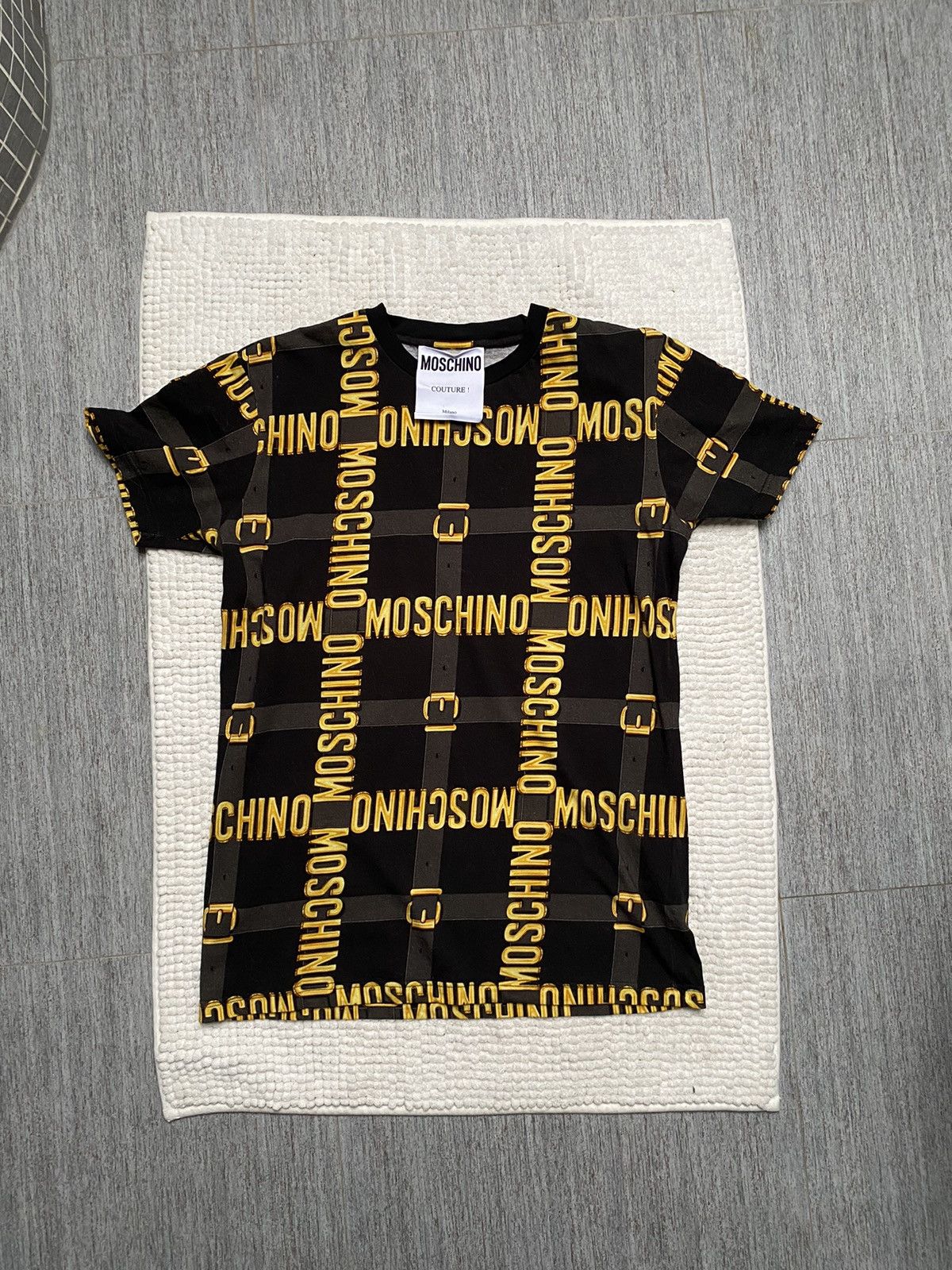 Moschino Moschino Lapped Belt T-Shirt Couture! Milano tee y2k gold Size US S / EU 44-46 / 1 - 10 Thumbnail