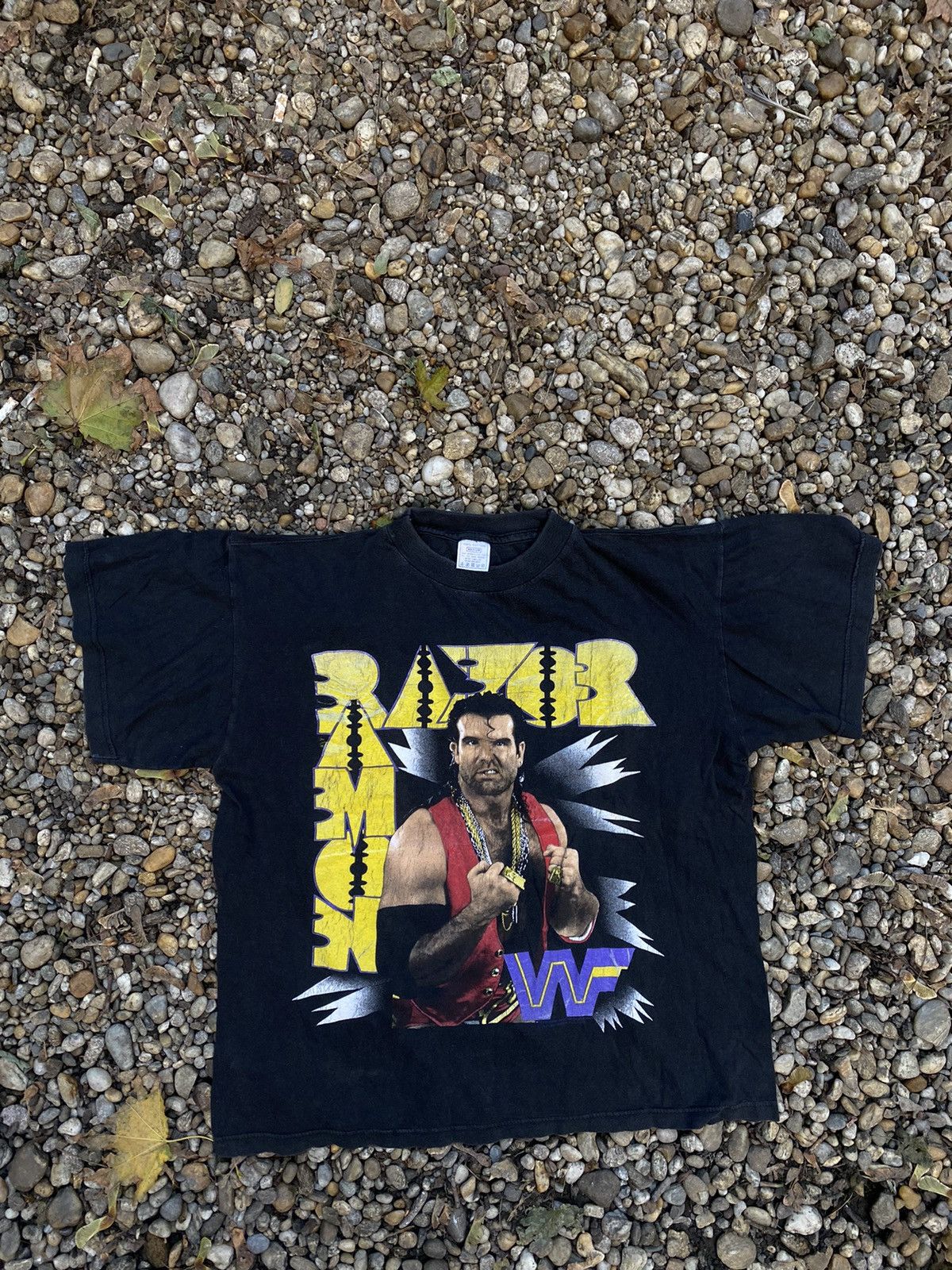 Vintage Vintage 1993 Ramon Razor WWE T-Shirt Size US M / EU 48-50 / 2 - 1 Thumbnail