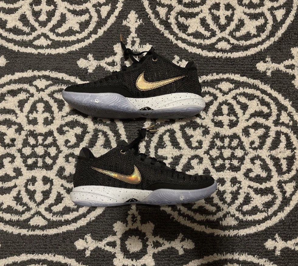 Nike Lebron XX Black/Metallic Gold-White Size US 9.5 / EU 42-43 - 3 Thumbnail