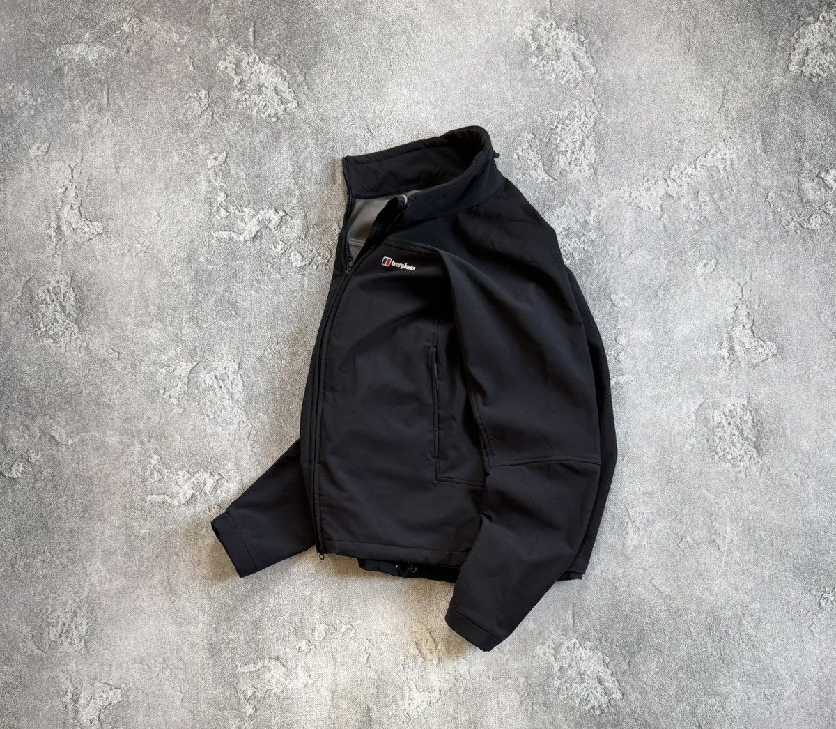Berghaus Berghaus L Softshell black outdoor jacket gorpcore Size US L / EU 52-54 / 3 - 18 Thumbnail