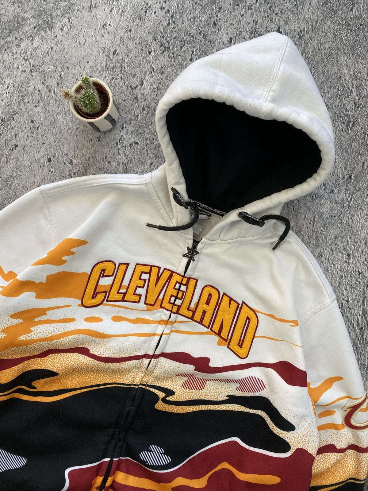 NBA × Vintage Vintage ZipWay Cleveland nba hoodie Size US XXL / EU 58 / 5 - 2 Thumbnail