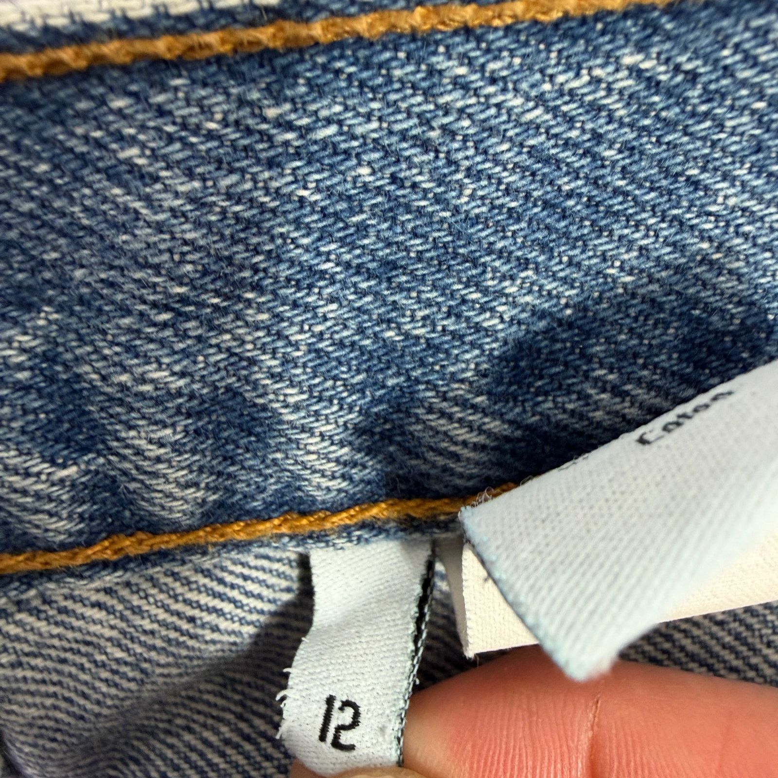 Guess Vintage Guess Jeans Women's 12 (fits 32x30) USA Made 90s Mom Size 34" / US 12 / IT 48 - 4 Thumbnail