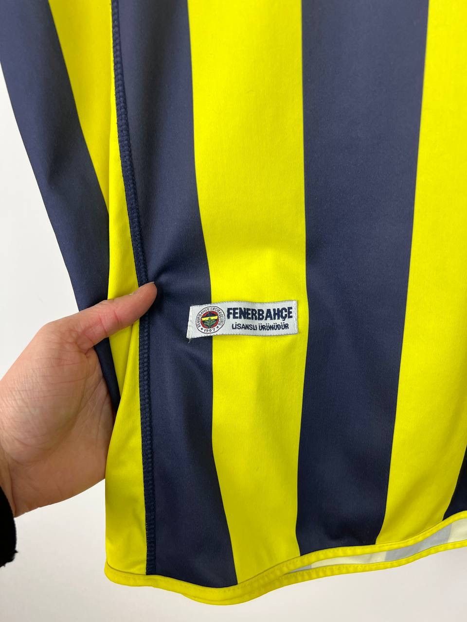 Vintage Fenerbahce Adidas Replica t-shirts size M Size US M / EU 48-50 / 2 - 3 Thumbnail