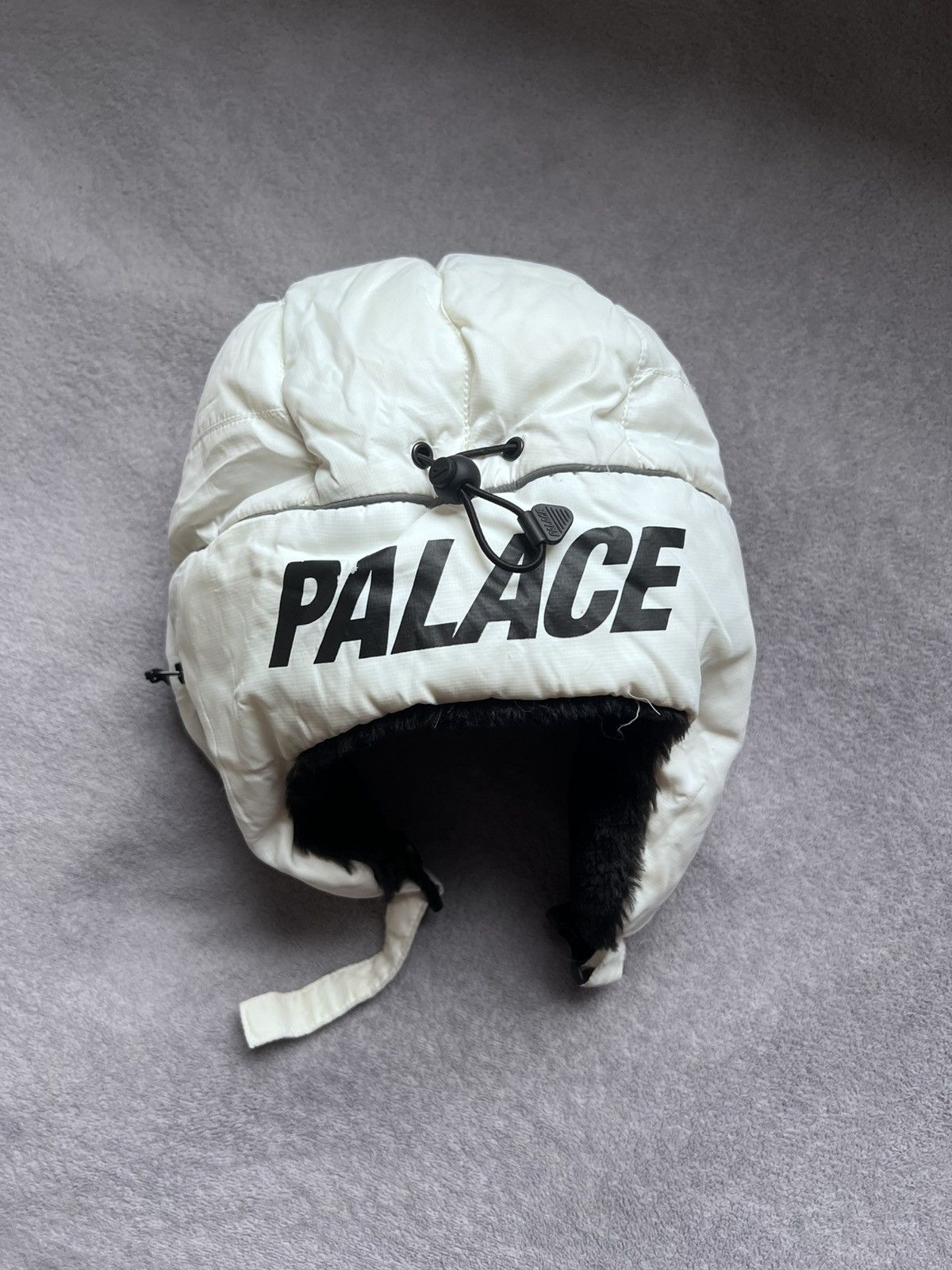 palace skateboards TROOPER SHELL HAT