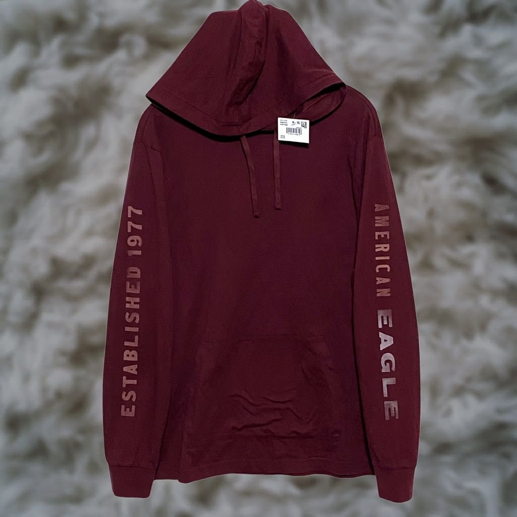 American Eagle Outfitters VINTAGE American Eagle Hoodie Sweatshirt Mens M Red Cozy Comfort NWT Size US M / EU 48-50 / 2 - 1 Thumbnail