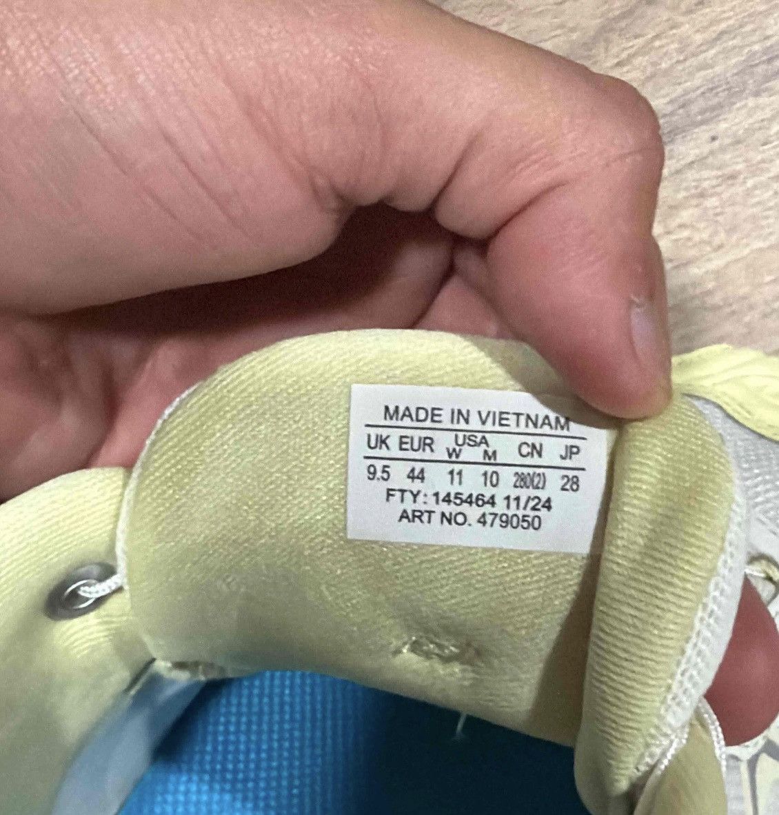 Kith × Salomon Salomon Kith XT Whisper Vanilla Size US 10 / EU 43 - 6 Thumbnail