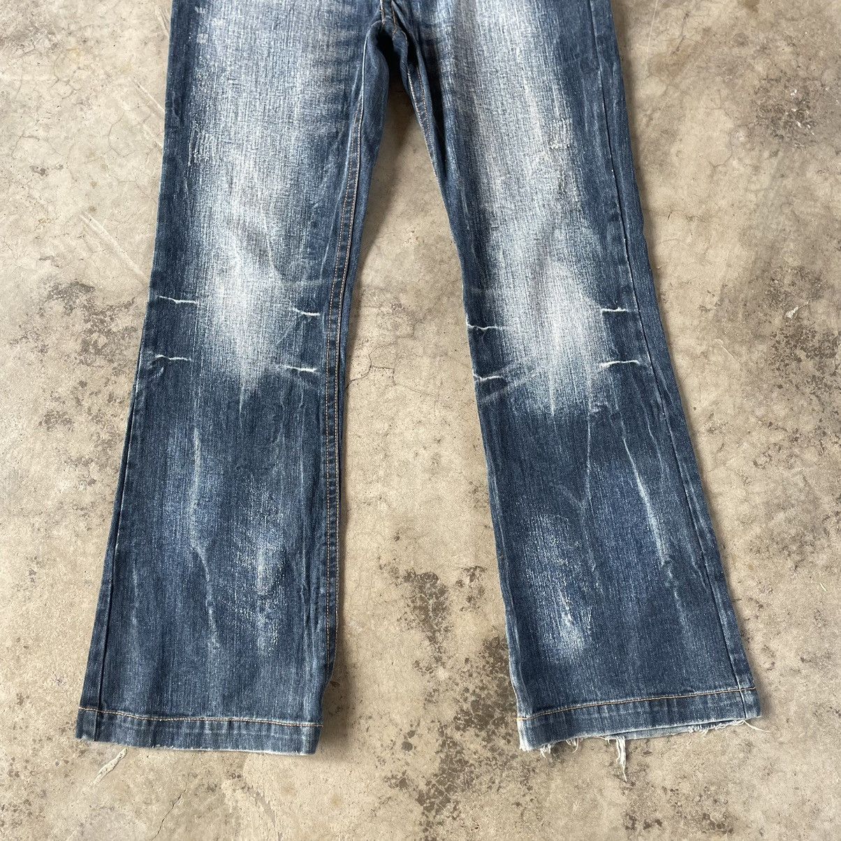 Japanese Brand 🔥🇯🇵Heaven Winger Stoned Washed Flare Distress Denim Jeans Size US 34 / EU 50 - 3 Thumbnail