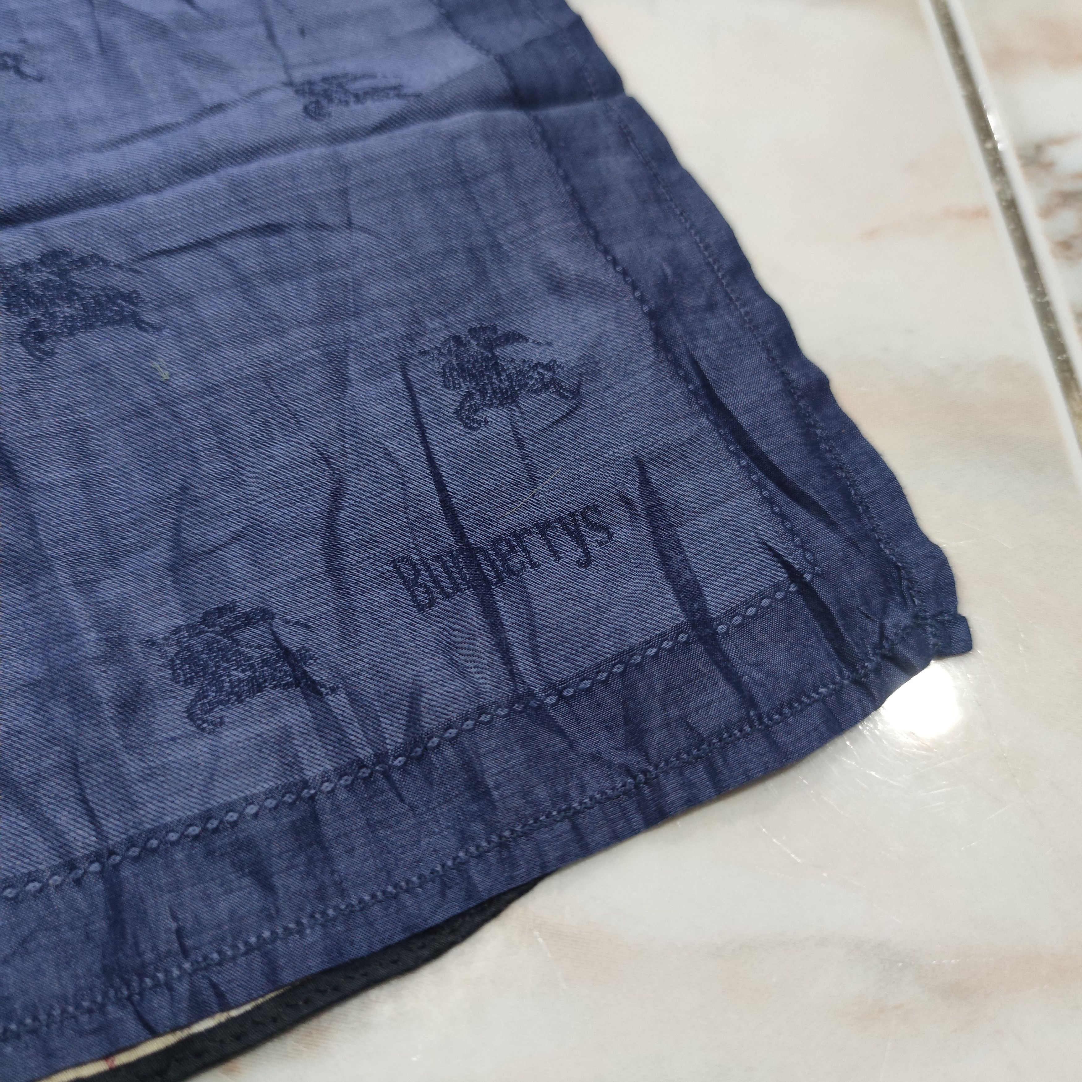 Burberry BURBERRY HANDKERCHIEFS Size ONE SIZE - 10 Thumbnail