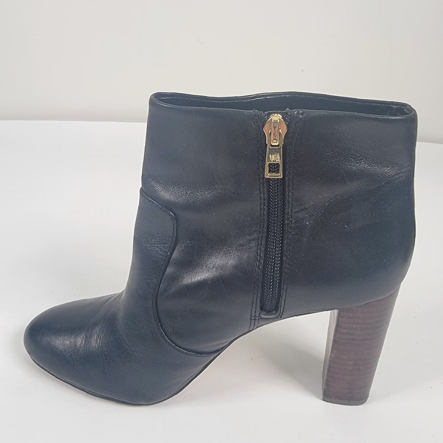 Ann Taylor ANN TAYLOR Womens Size 9M Black Leather Zip Ankle Bootie 3" Heels Boots Block Heel Casual Formal Party/Cocktail Size US 9 / IT 39 - 7 Thumbnail