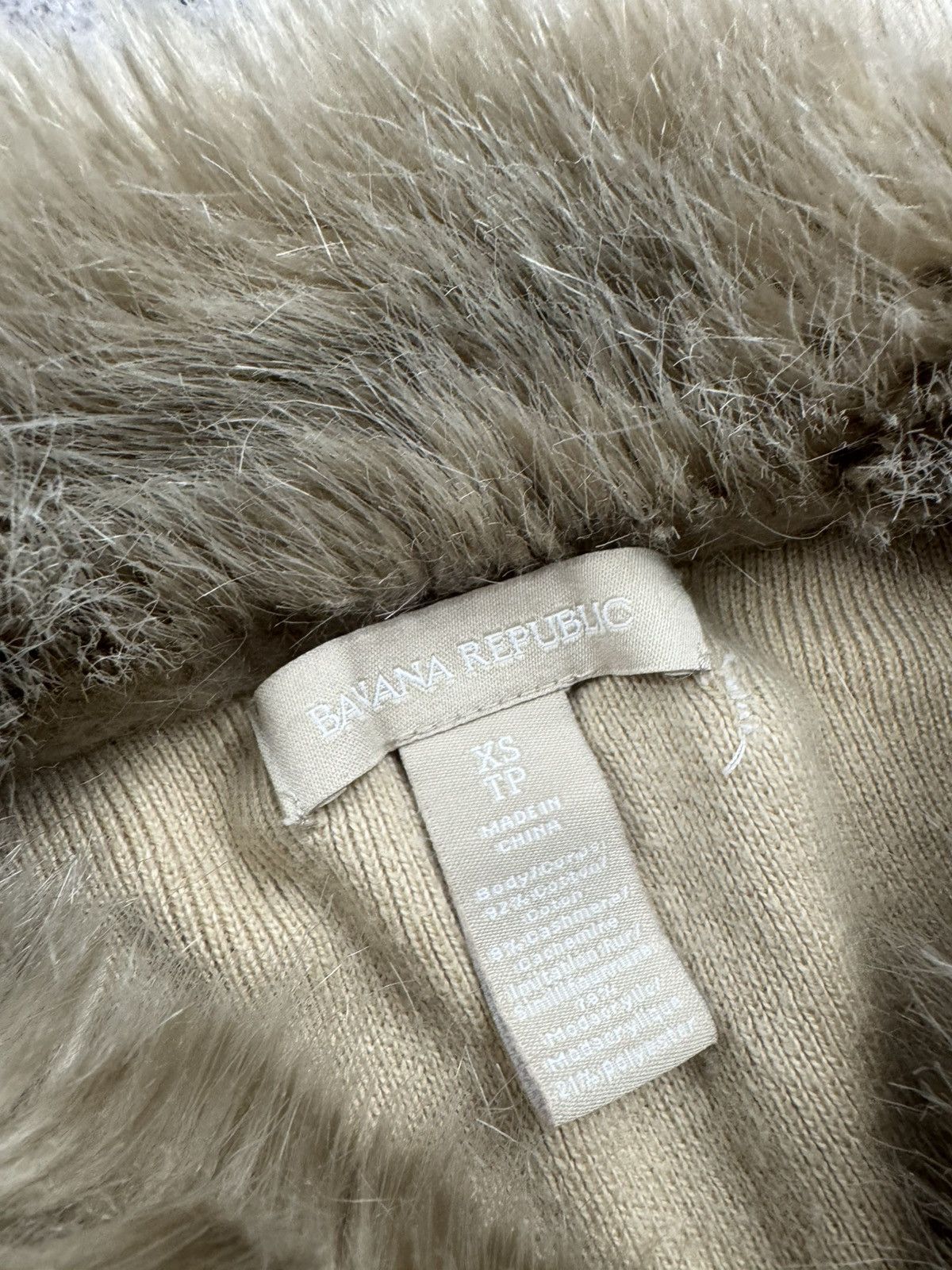Japanese Brand VINTAGE Y2K IF SIX WAS NINE FUR CASHEMERE BUTTON SWEATER Size XS / US 0-2 / IT 36-38 - 8 Thumbnail