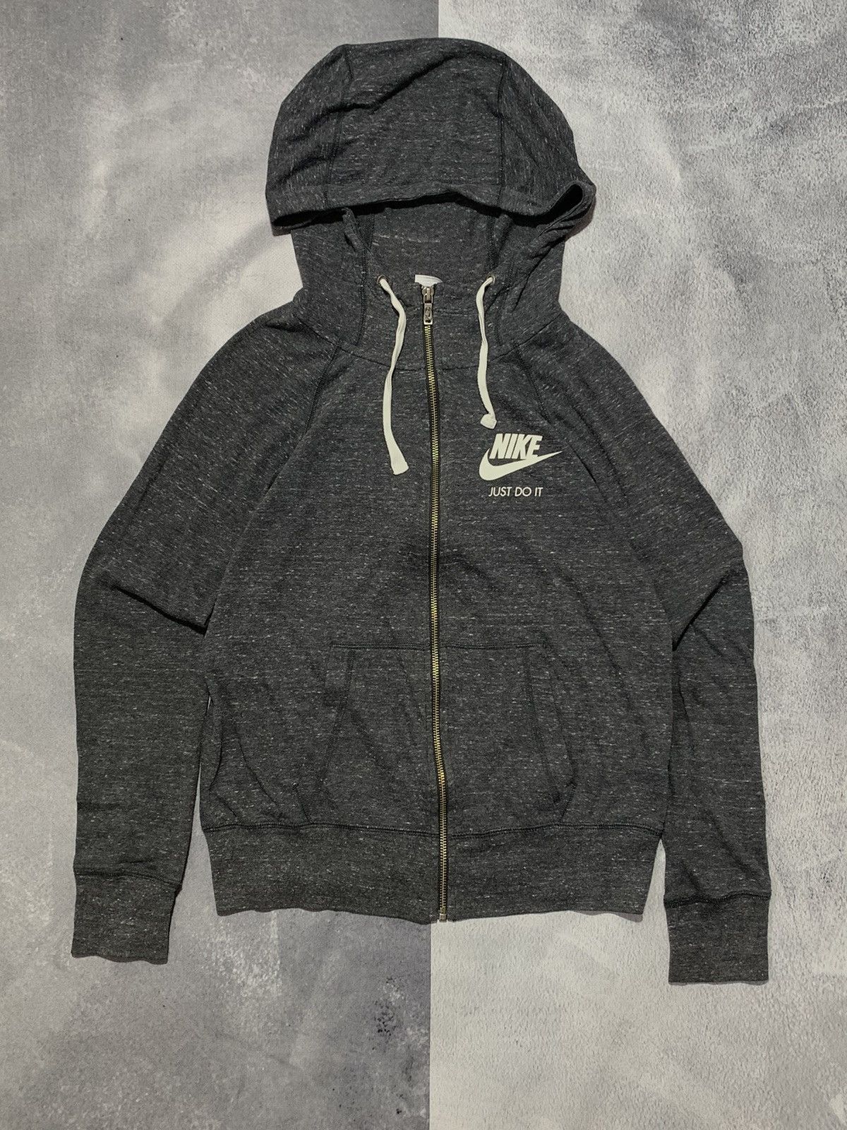 Nike × Vintage Vintage Y2K Nike small swoosh zip hoodie streetwear size S Size S / US 4 / IT 40 - 1 Thumbnail