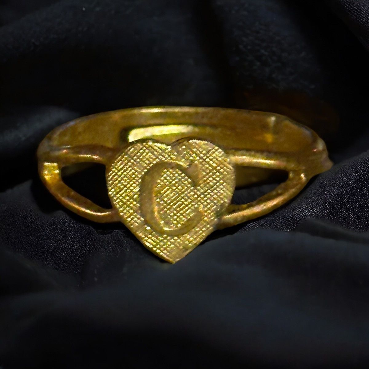 Vintage Vintage letter C heart shaped adjustable ring Size ONE SIZE - 1 Thumbnail