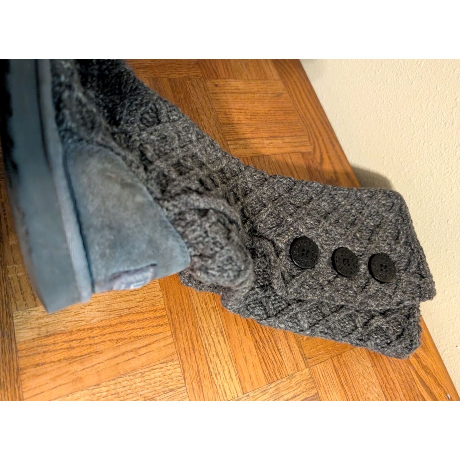 Ugg VINTAGE UGG Australia Cardy Knit Boots Women Size 7 Storm Gray Cardy Knit Boot Womens 7 Gray Size M / US 6-8 / IT 42-44 - 4 Thumbnail