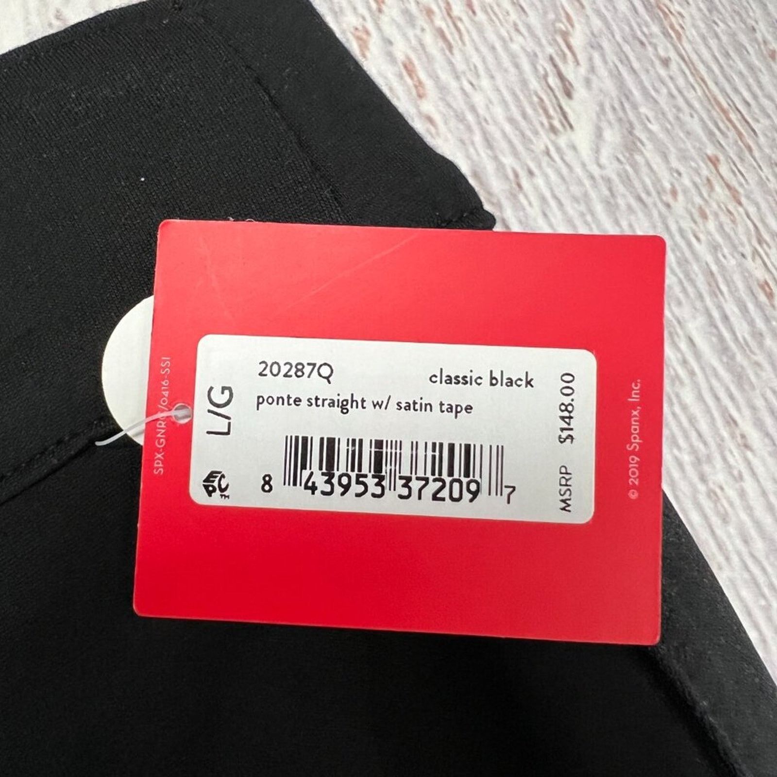 Spanx SPANX Ponte Straight Pant Black Petite L Cropped NWT Size 30" / US 8 / IT 44 - 4 Thumbnail