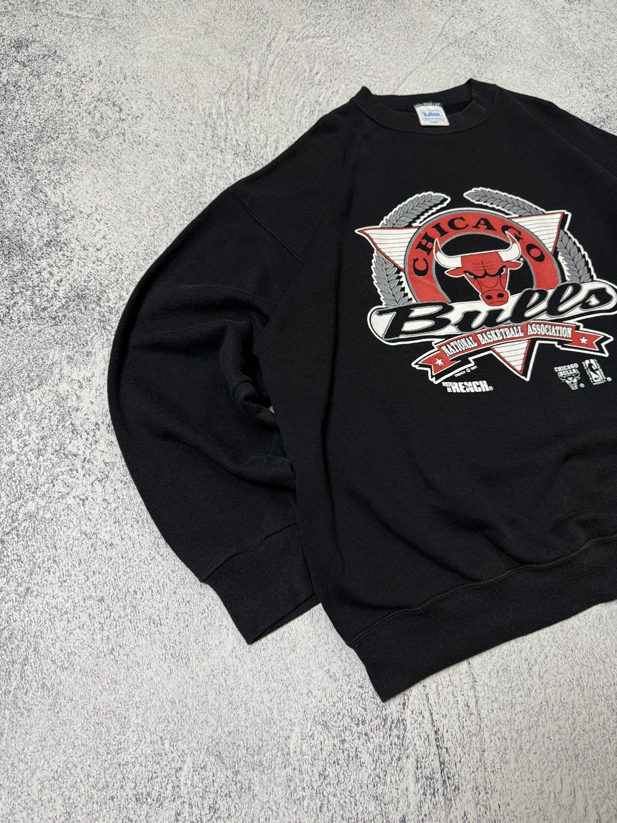 NBA Vintage 90s Chicago Bulls NBA 1992 Black Crewneck Sweatshirt Size US XL / EU 56 / 4 - 2 Thumbnail