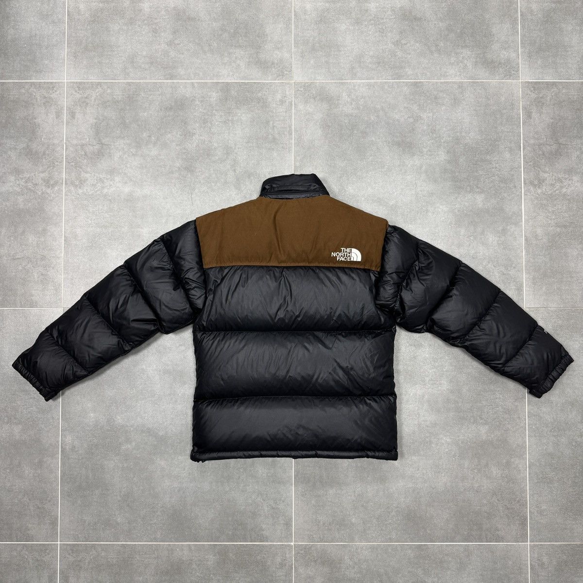 The North Face The North Face 700 Nuptse Alpha Down Jacket Limited Edition Size US S / EU 44-46 / 1 - 20 Thumbnail