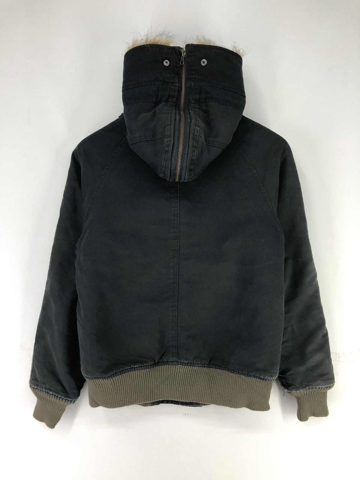 Avirex Vintage Avirex Extreme Cold Weather Distressed Bomber Jacket Size US S / EU 44-46 / 1 - 2 Thumbnail