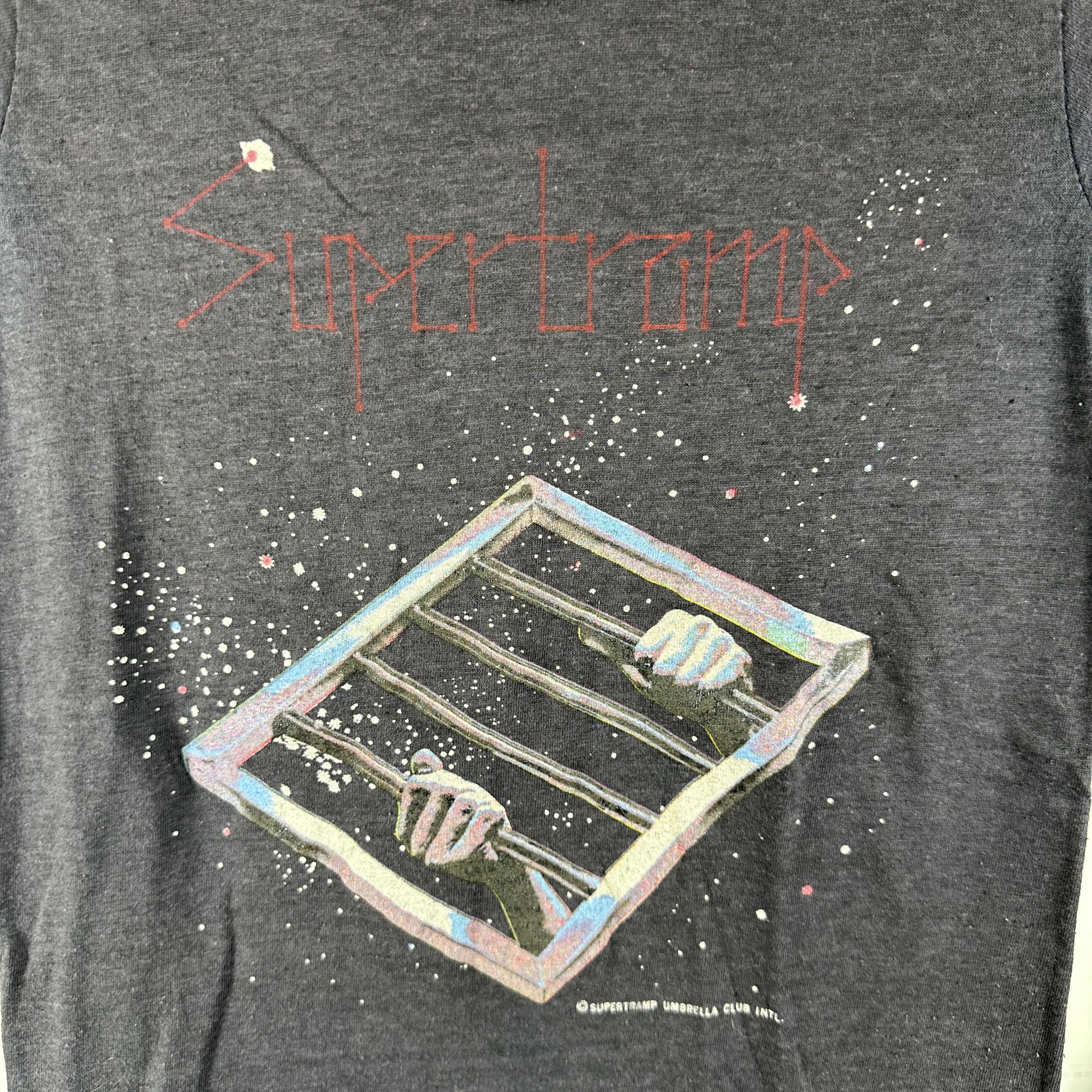 Vintage Vintage 1974 Supertramp Crime of the Century Band T-Shirt Size US XS / EU 42 / 0 - 2 Thumbnail