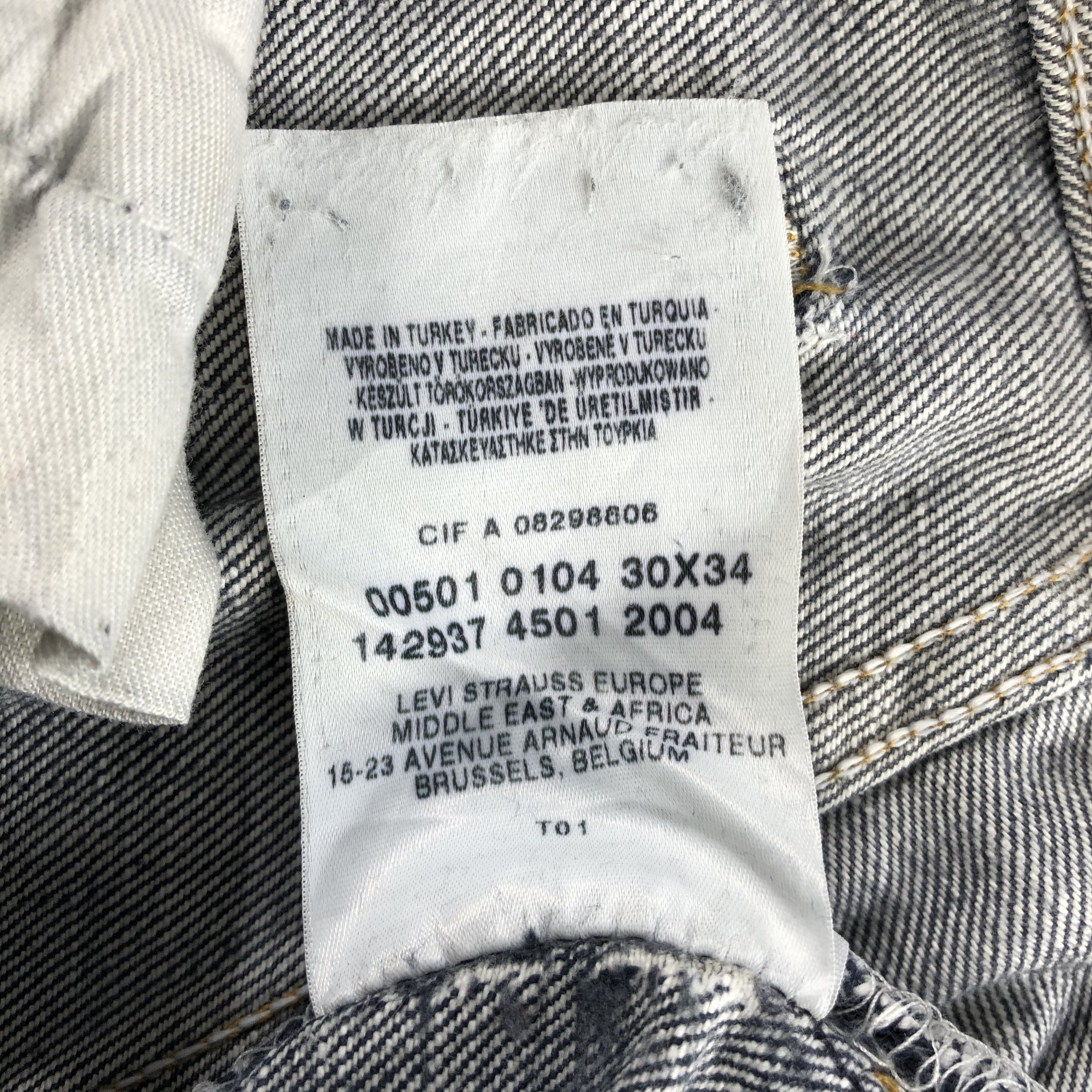 Levi's × Vintage Vintage 90s Levis 501 Ripped Jeans-JM2482 Size US 30 / EU 46 - 16 Thumbnail