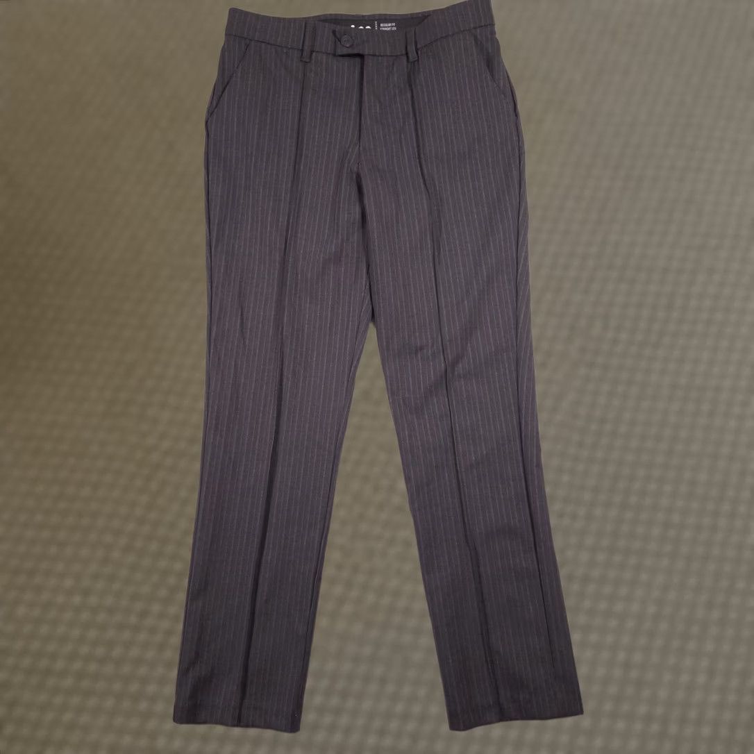 Lee Lee Pants Women's 8 Medium Gray Straight Leg Mid Rise Wrinkle Free Pinstripe Size 30" / US 8 / IT 44 - 1 Thumbnail
