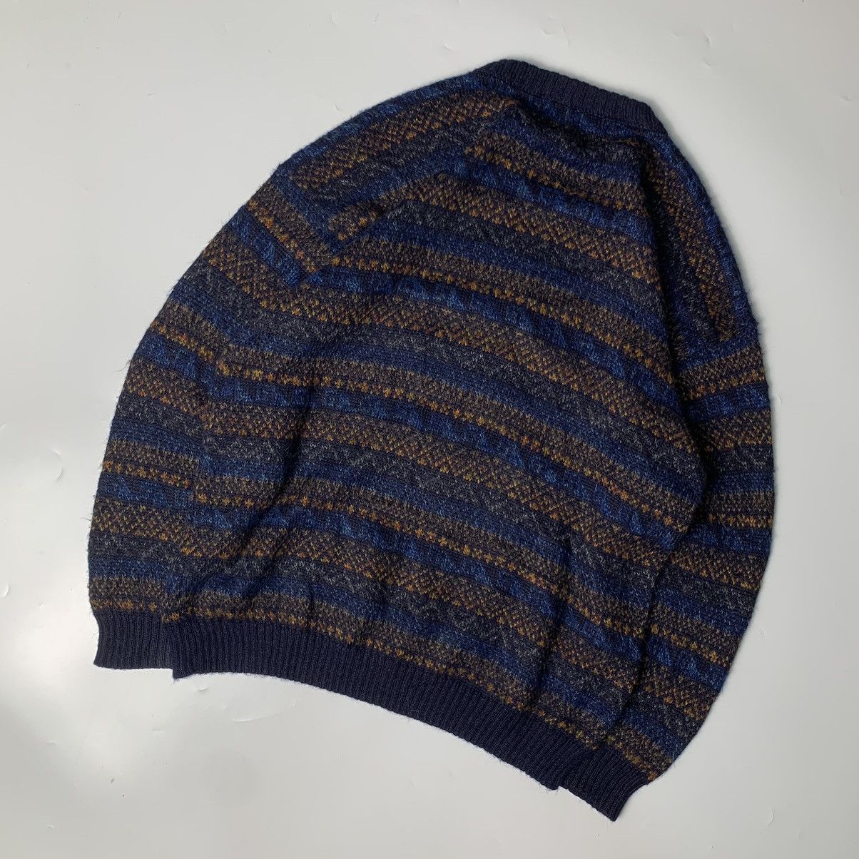 Coogi × Handmade ❌SOLD OUT❌ Vintage baby alpaca knitted grandpa jumper Size US L / EU 52-54 / 3 - 5 Thumbnail