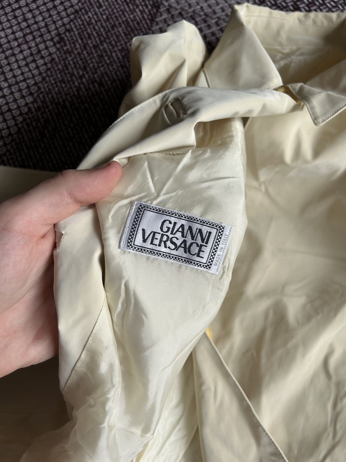 Vintage Vintage Gianni Versace Trench Coat 90s Italy Rare Size M / L Size M / US 6-8 / IT 42-44 - 12 Thumbnail