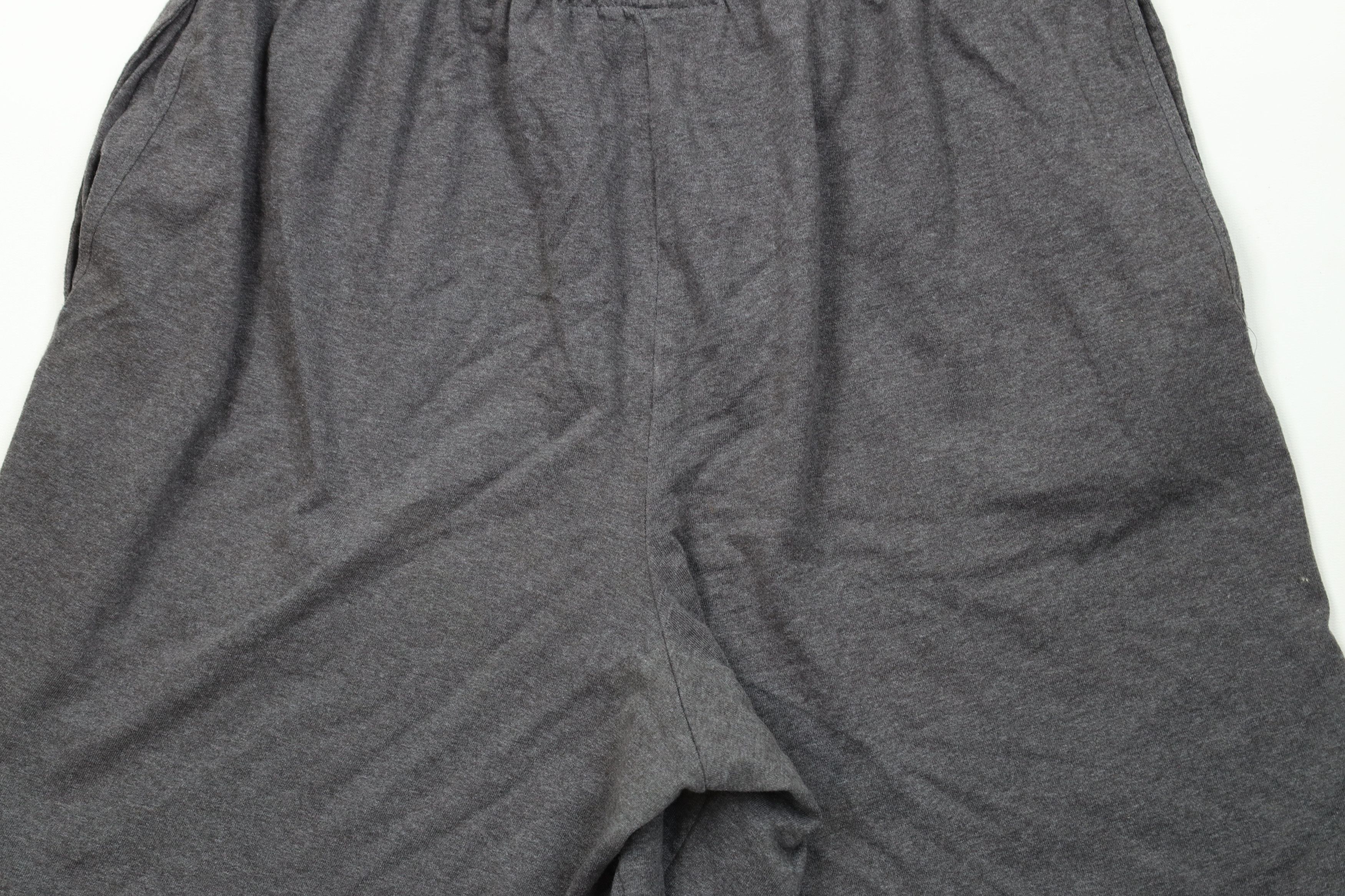 Champion × Vintage Vintage Champion Classic Logo Above Knee Shorts Heather Gray Size US 36 / EU 52 - 13 Thumbnail