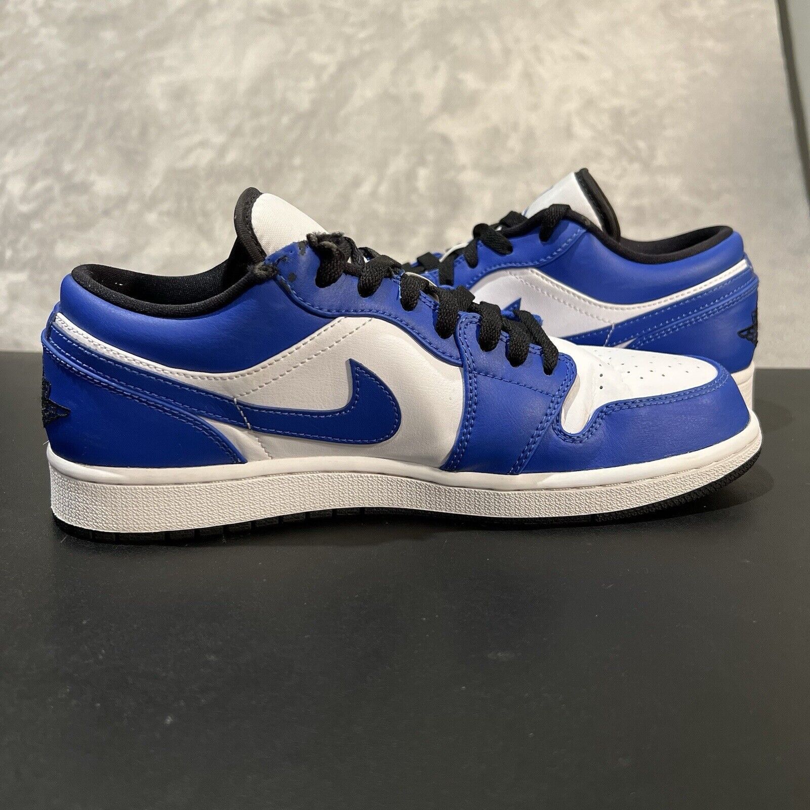 Jordan Brand Jordan 1 Retro Low Men's 9.5 Game Royal 553558-124 Athletic Size US 9.5 / EU 42-43 - 7 Thumbnail