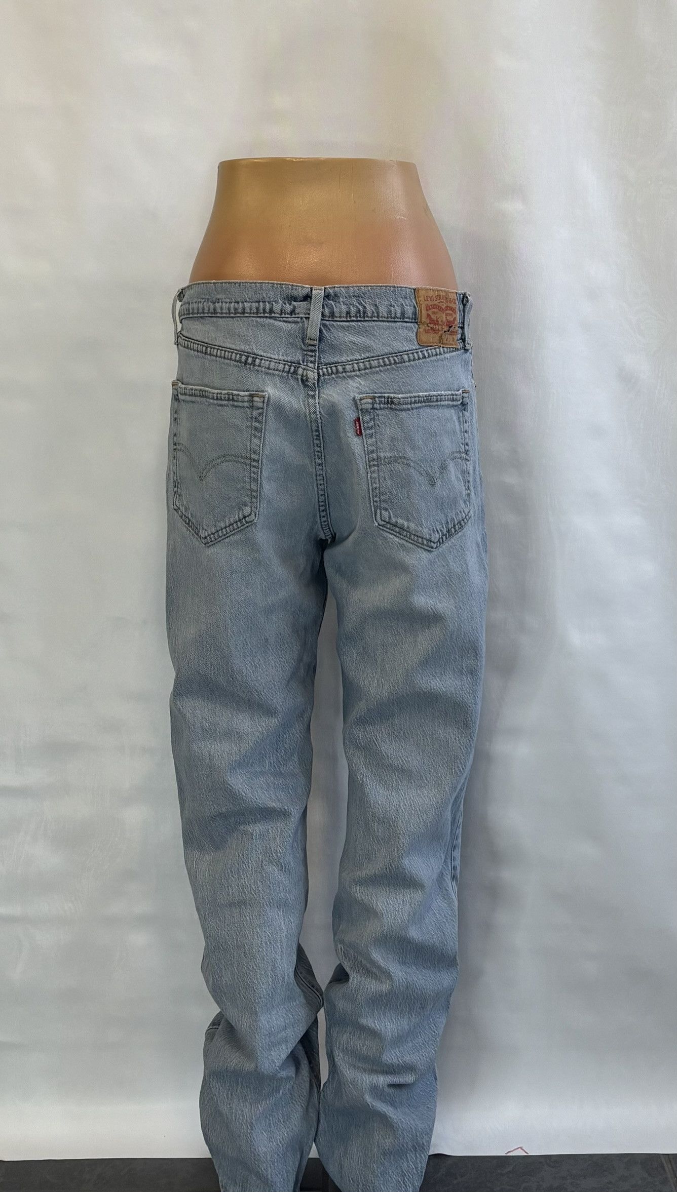 Levi's Levi's 541 Athletic Taper jeans size 33/32 Size US 33 - 3 Thumbnail